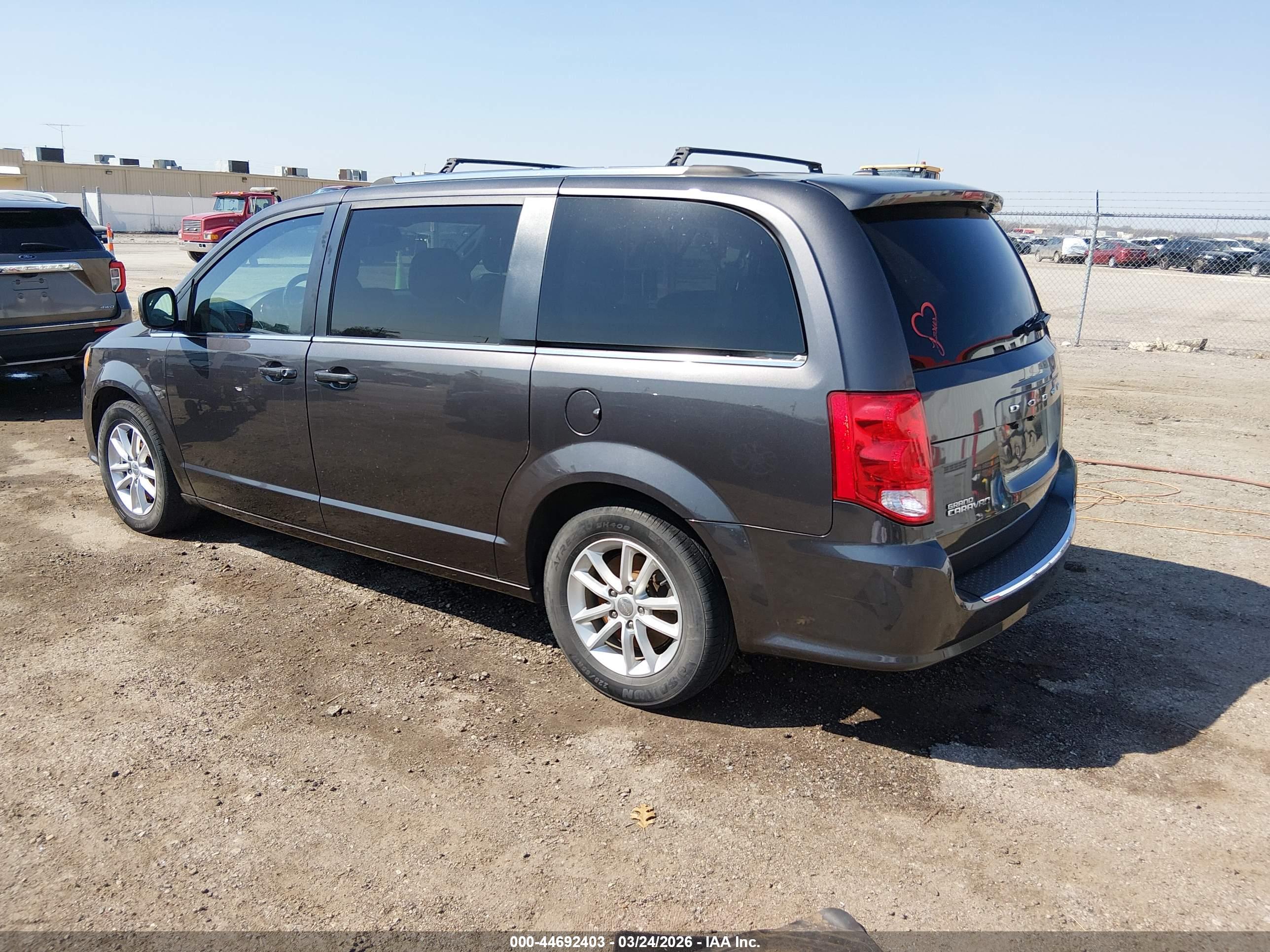 DODGE GRAND image 3