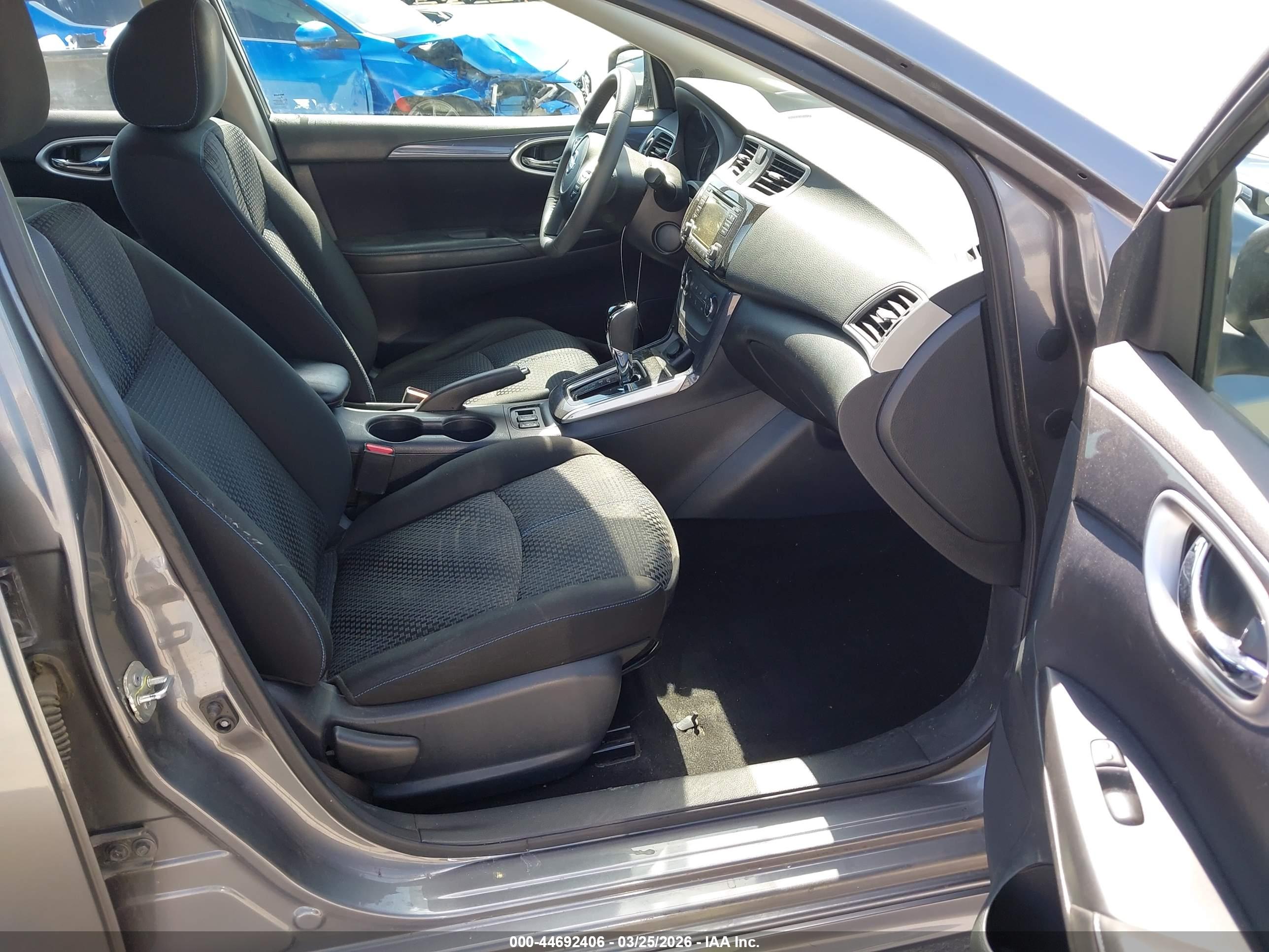 NISSAN SENTRA image 5