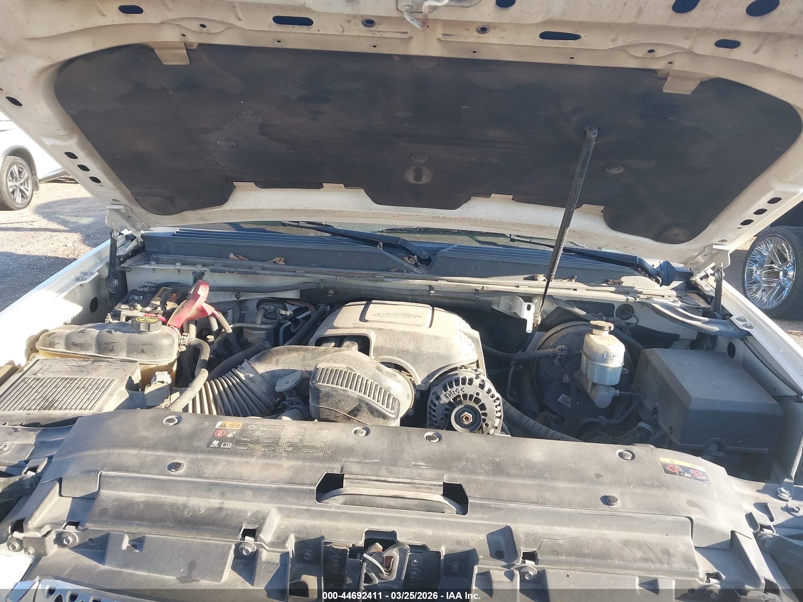 GMC YUKON image 10