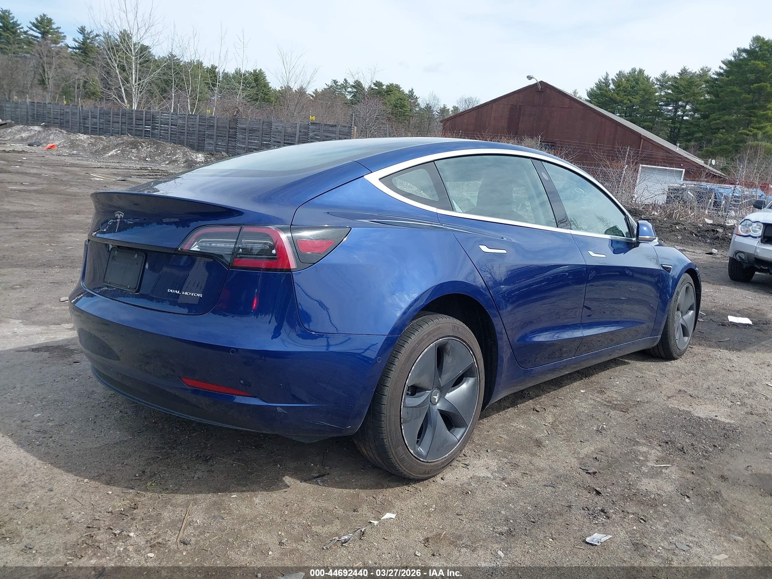 TESLA MODEL image 4