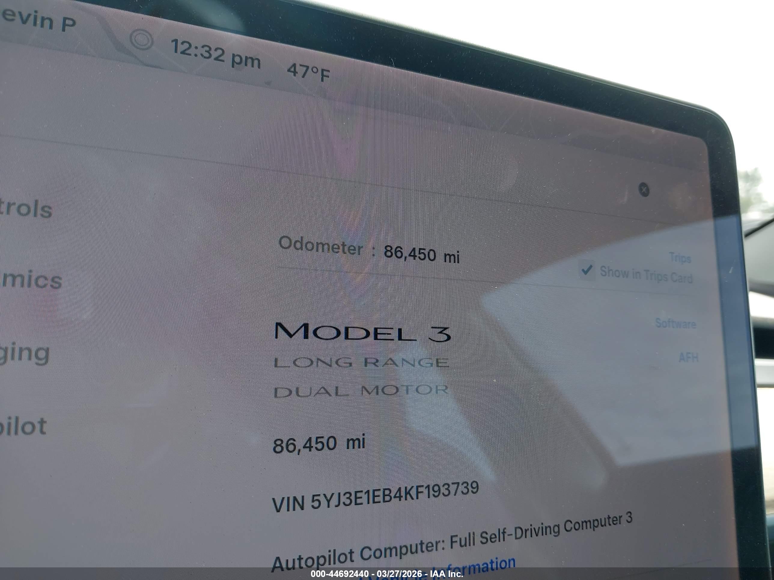 TESLA MODEL image 7