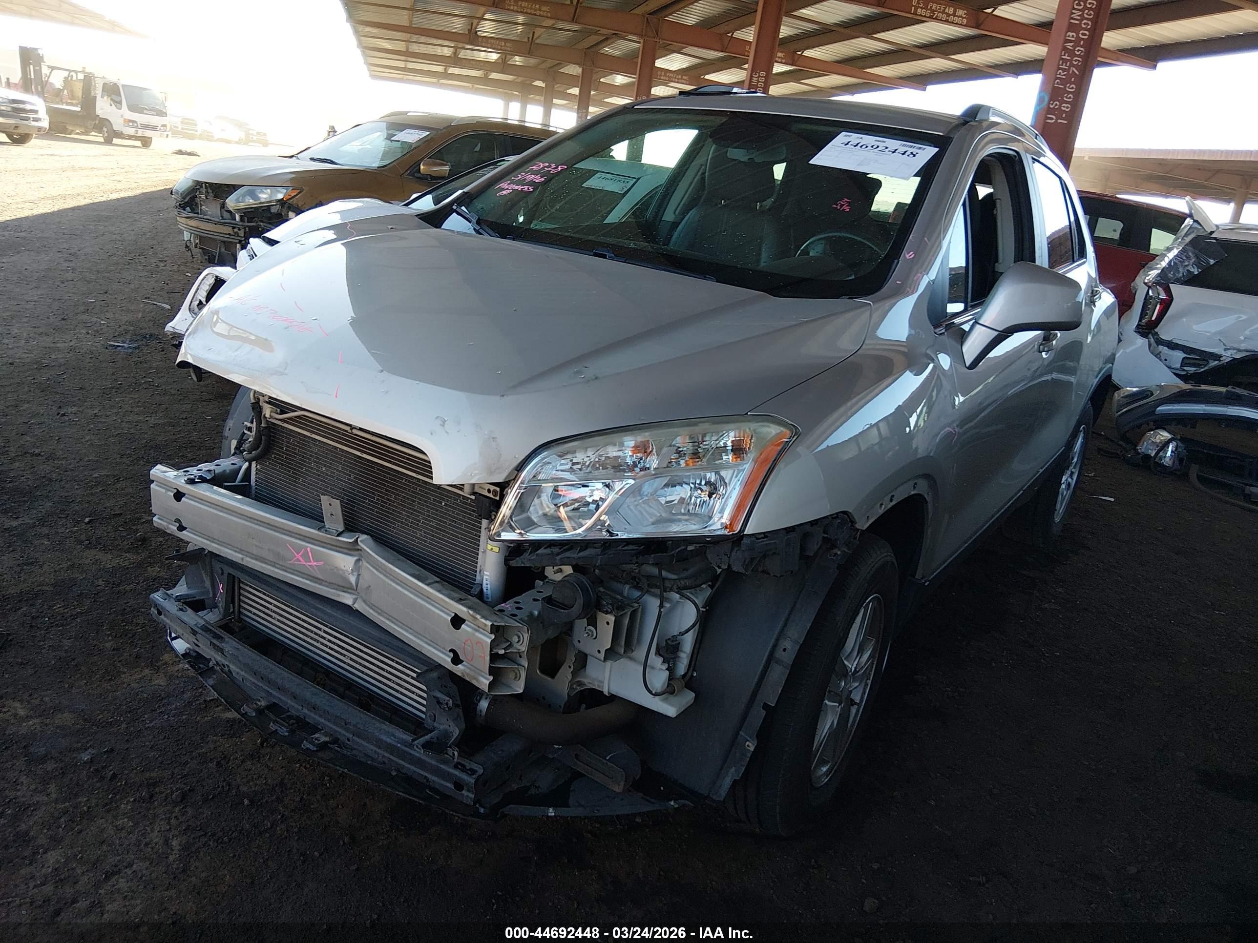 CHEVROLET TRAX image 2