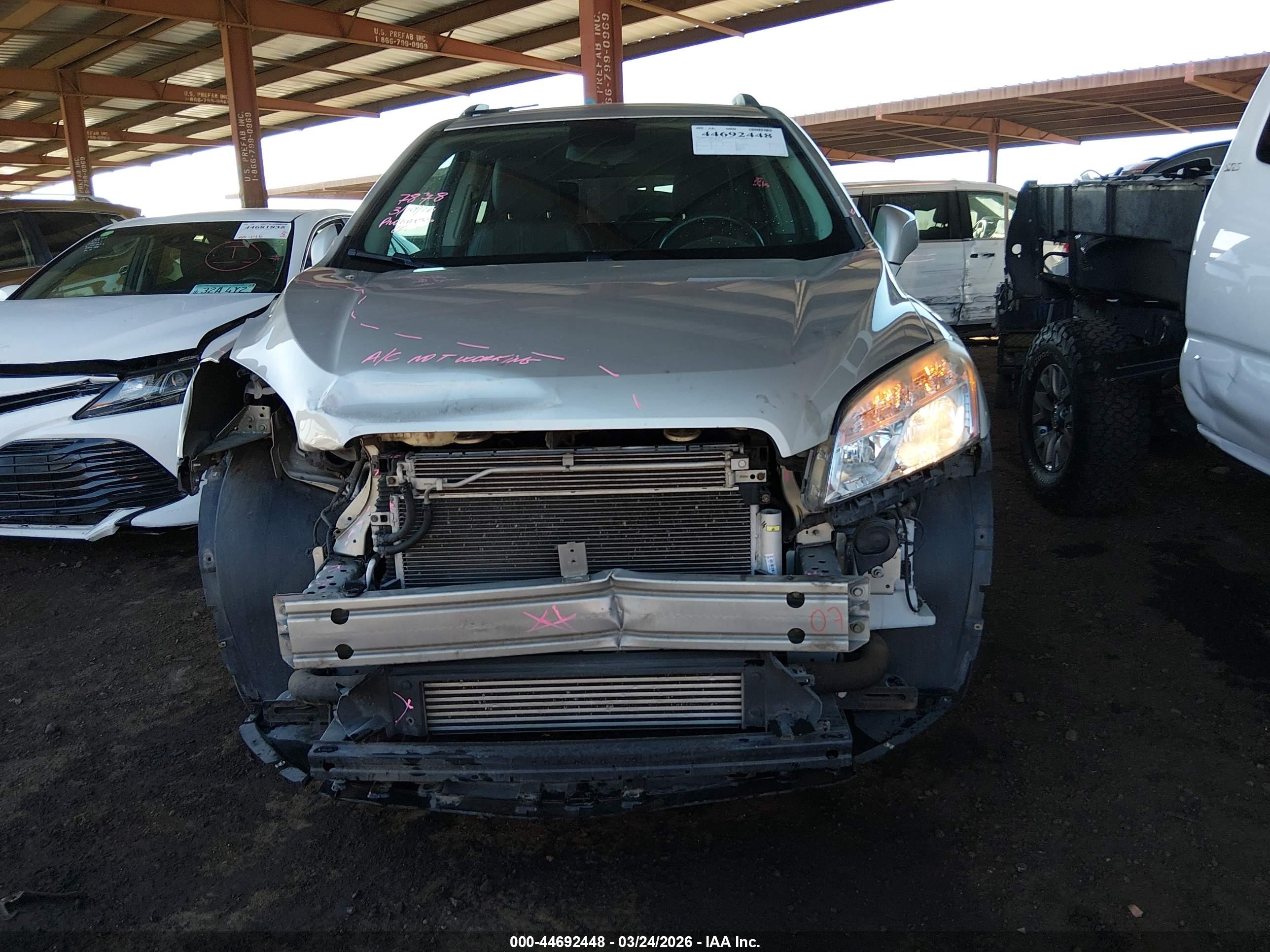 CHEVROLET TRAX image 6