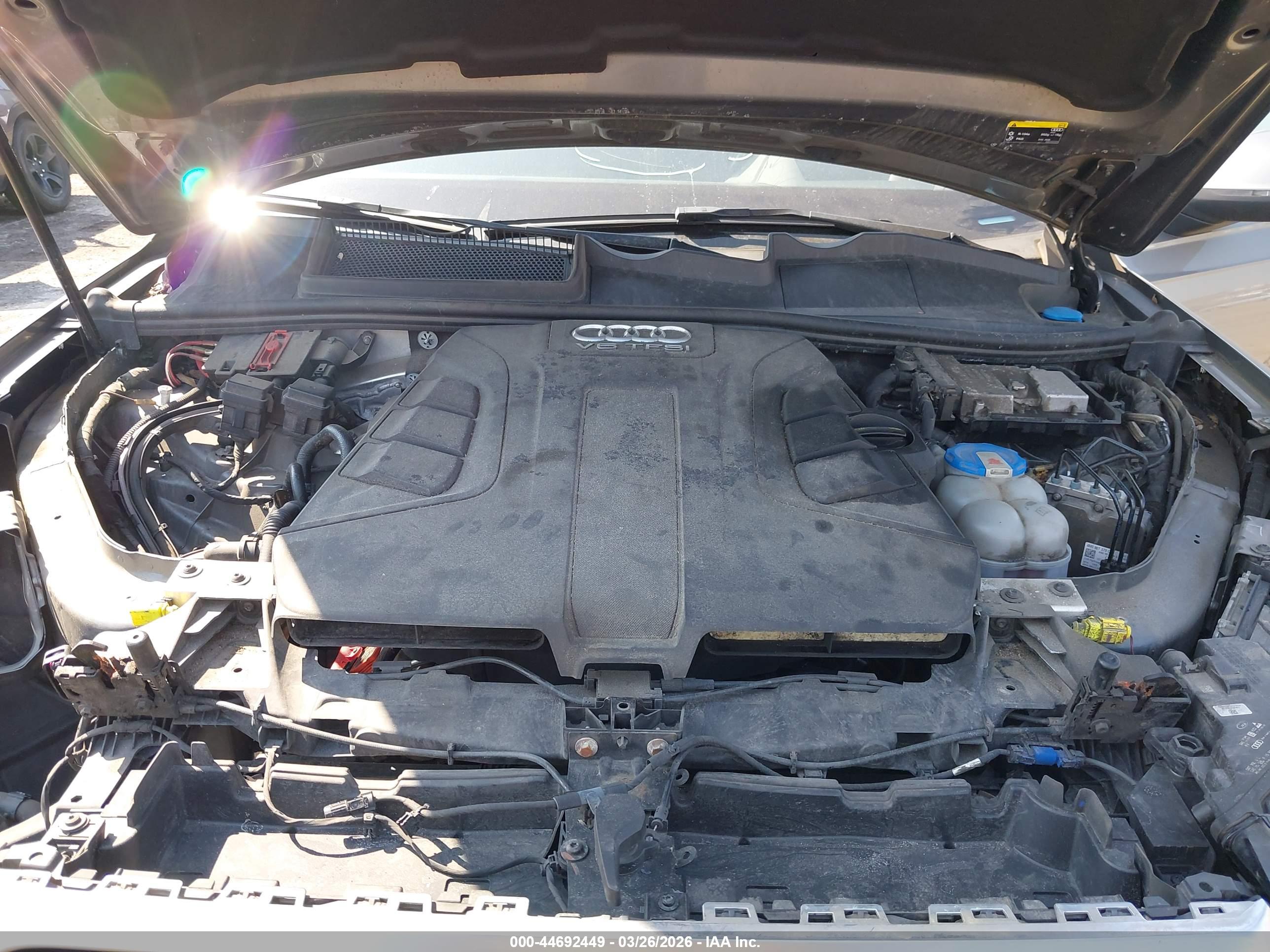 AUDI Q7 image 10