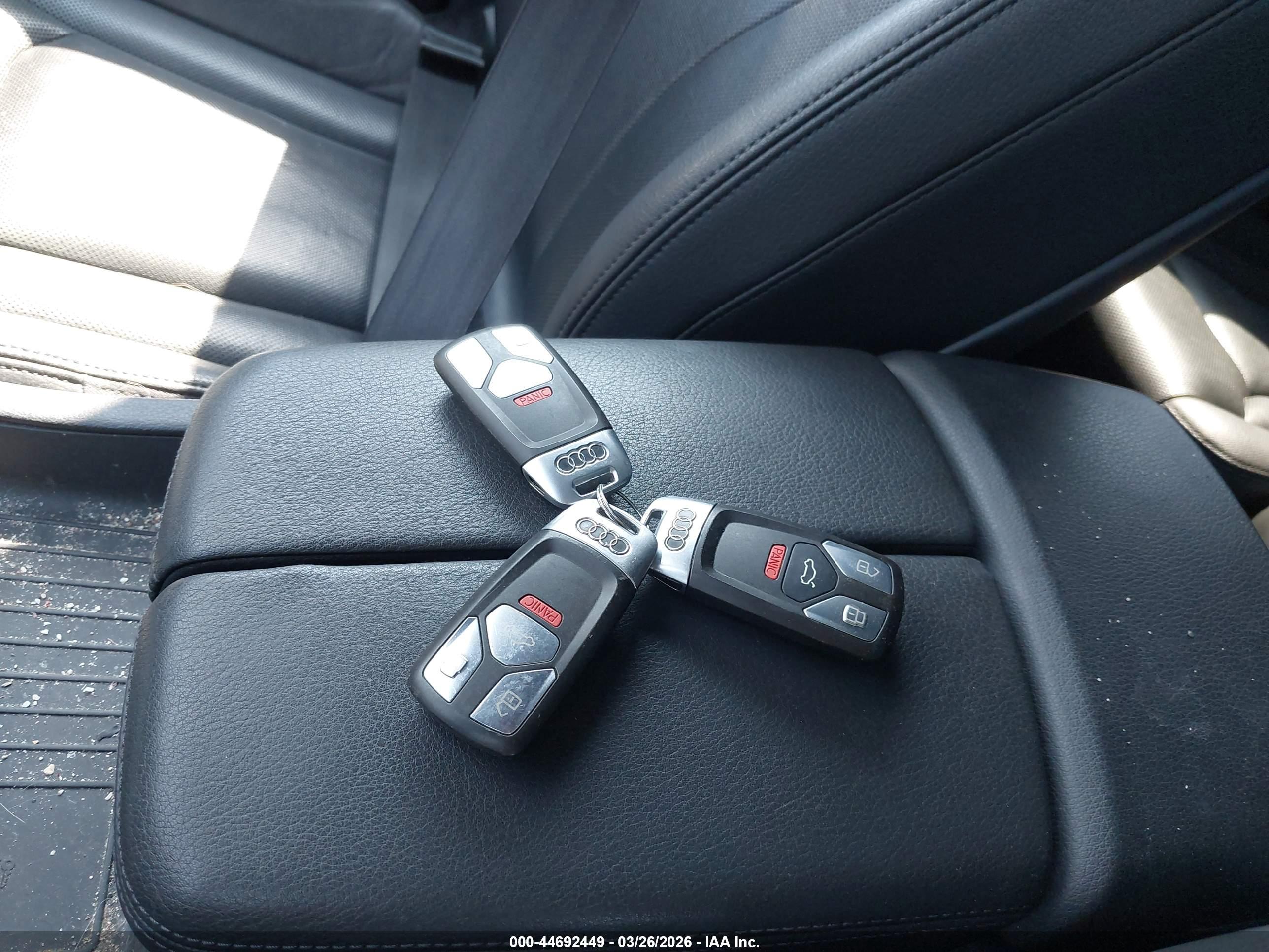 AUDI Q7 image 11