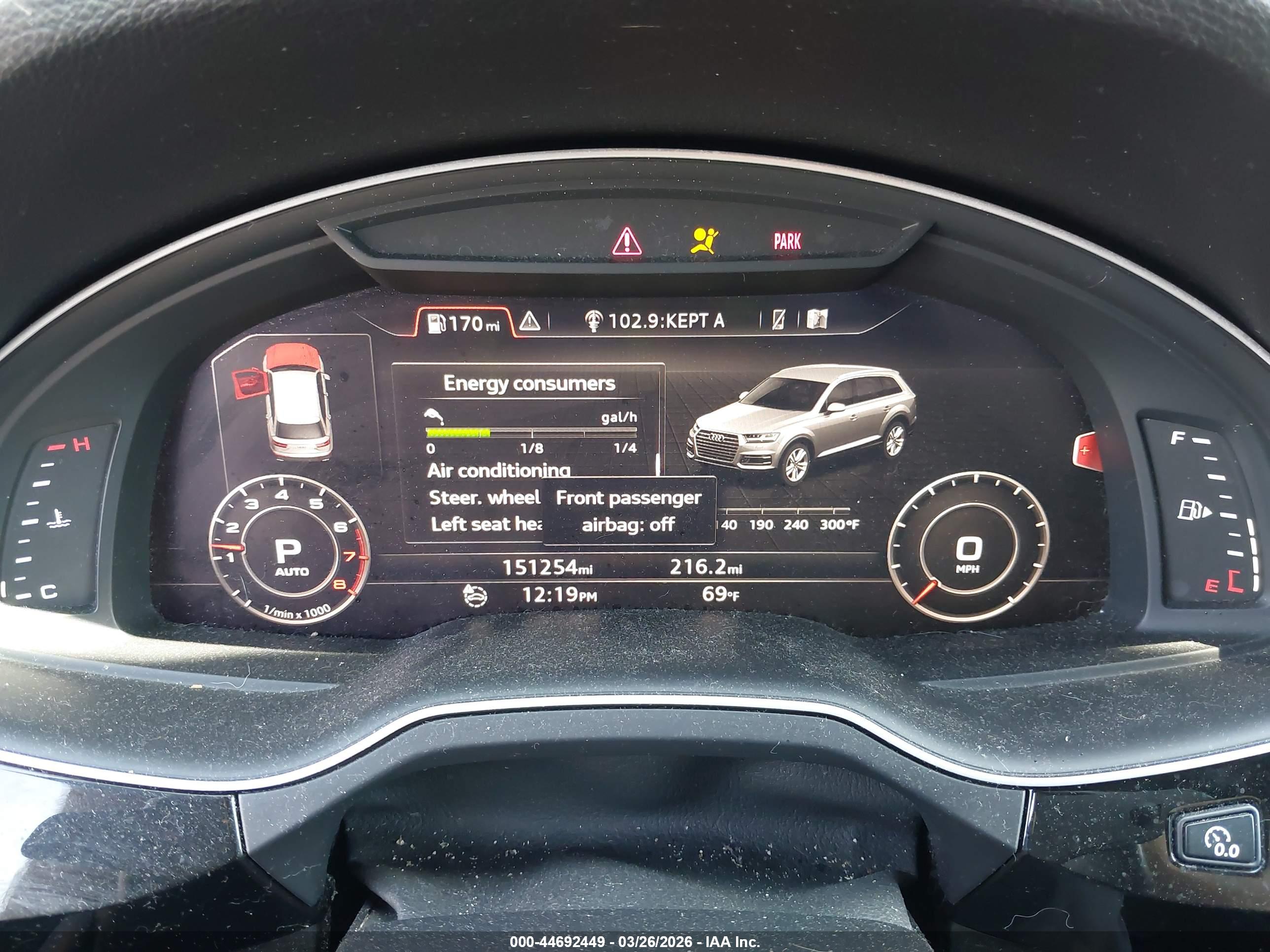 AUDI Q7 image 7