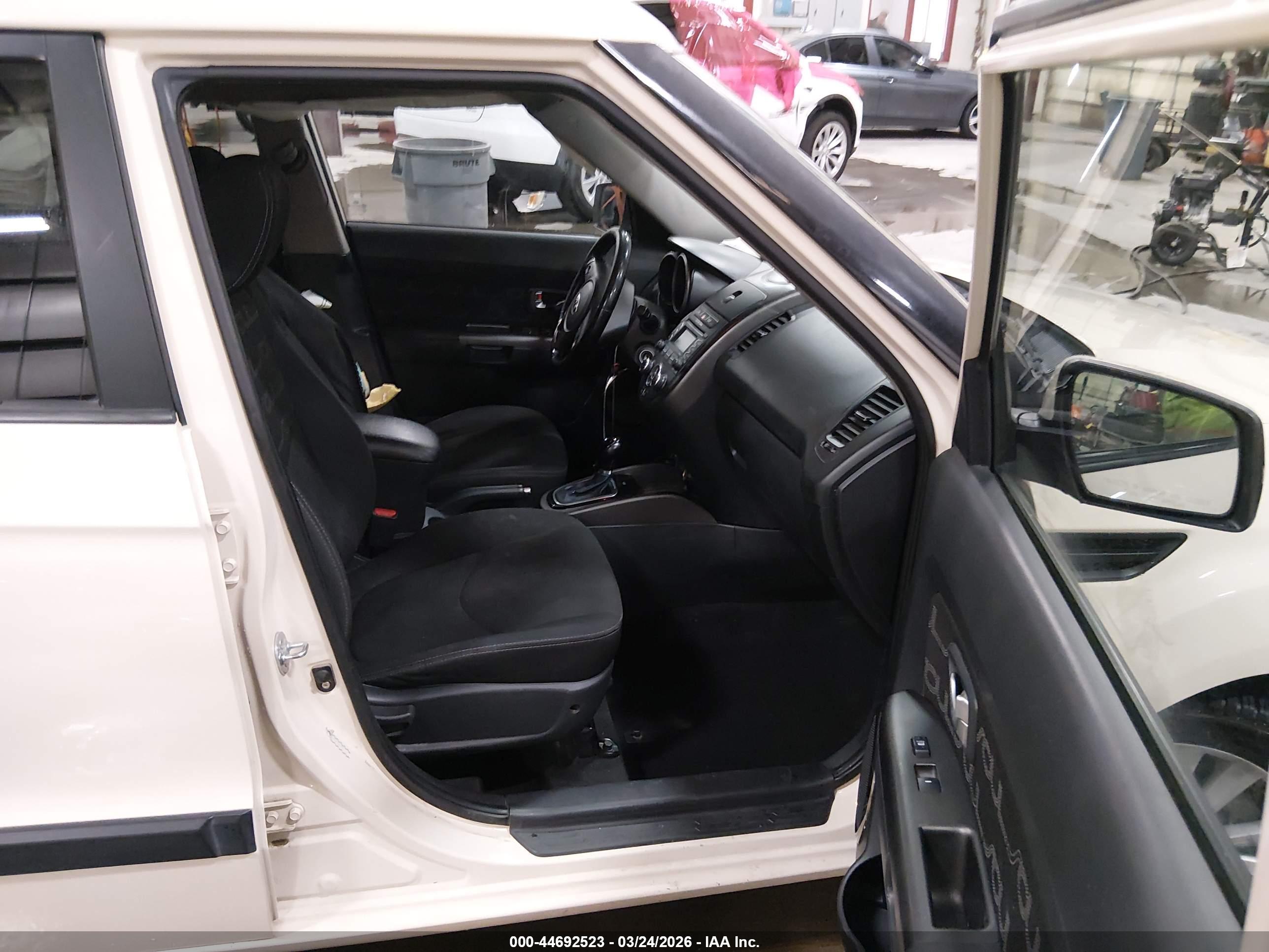 KIA SOUL image 5