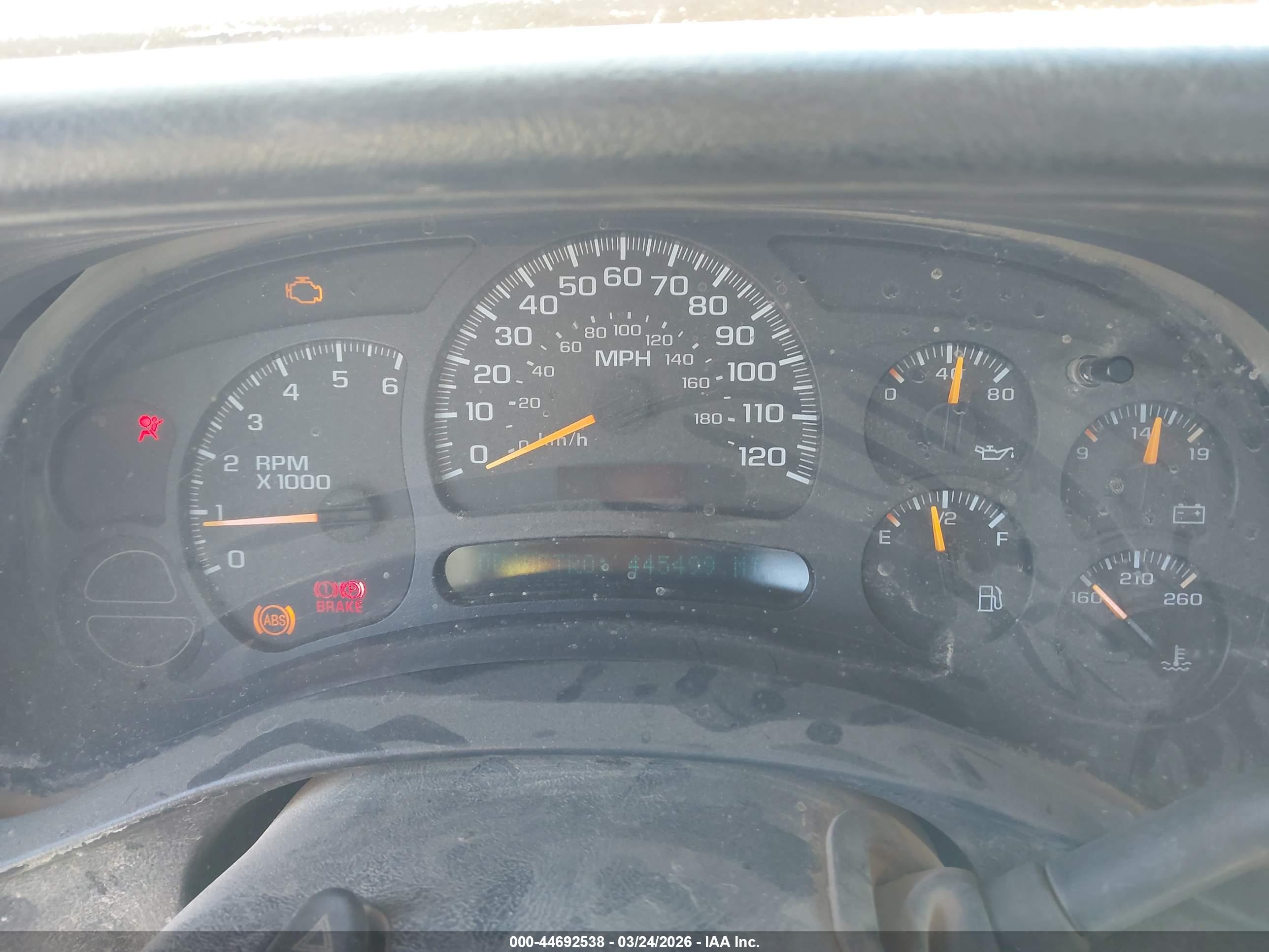 CHEVROLET SILVERADO image 7