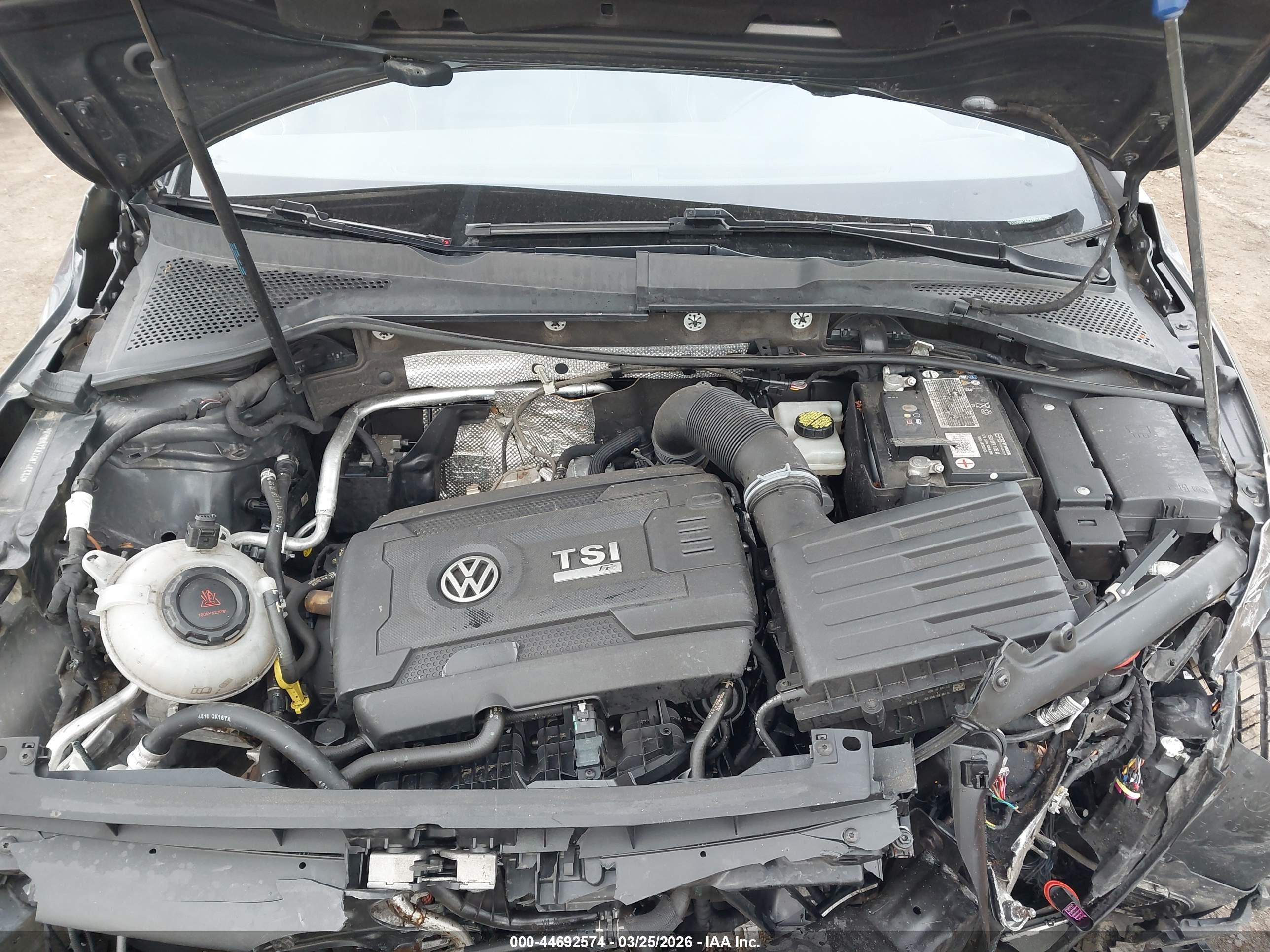 VOLKSWAGEN GOLF image 10