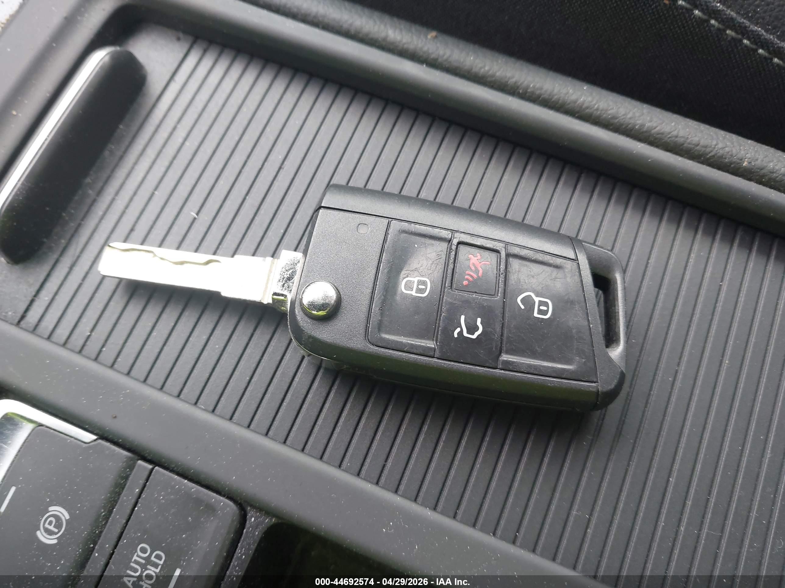 VOLKSWAGEN GOLF image 11