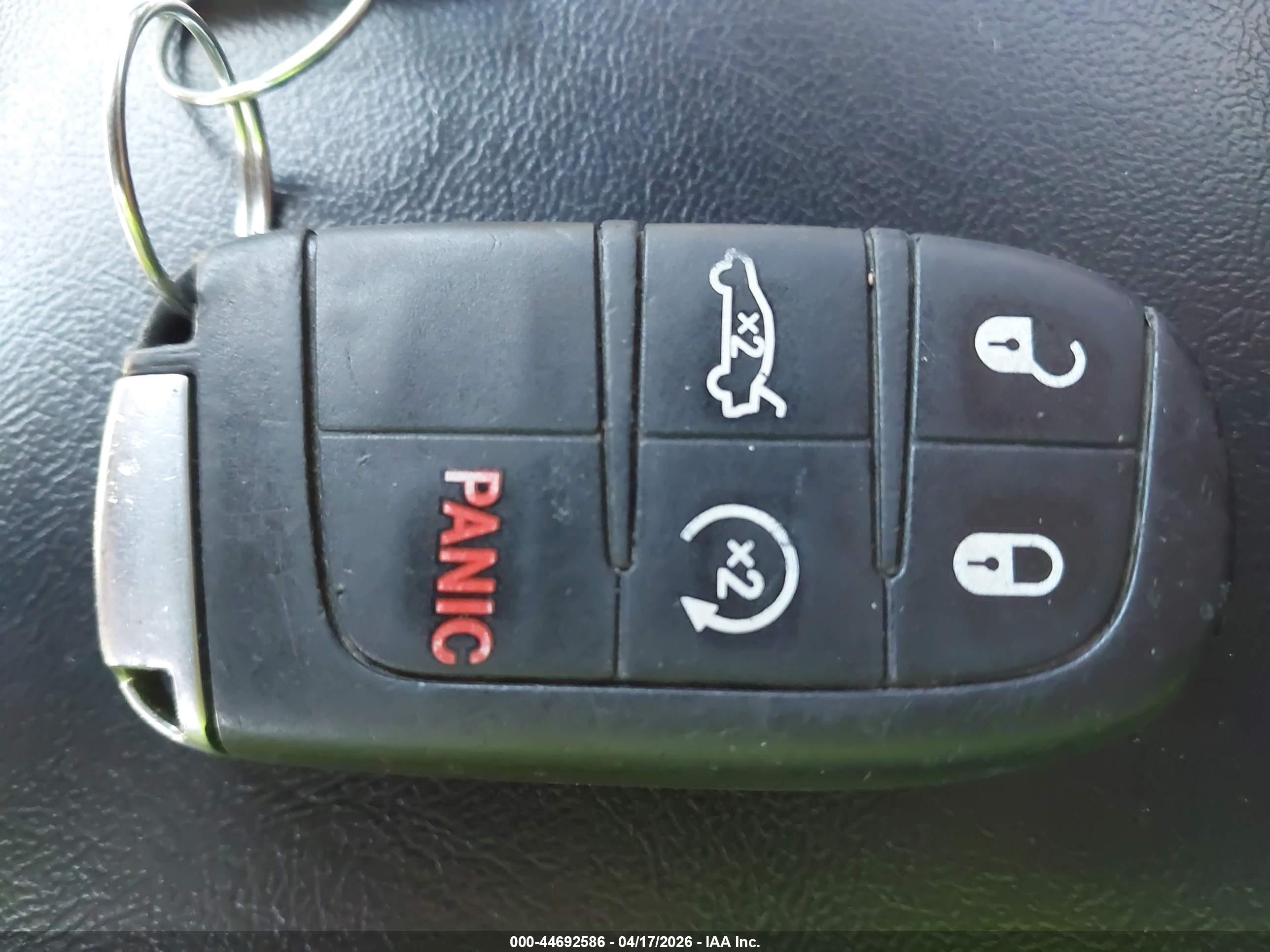 DODGE CHALLENGER image 11