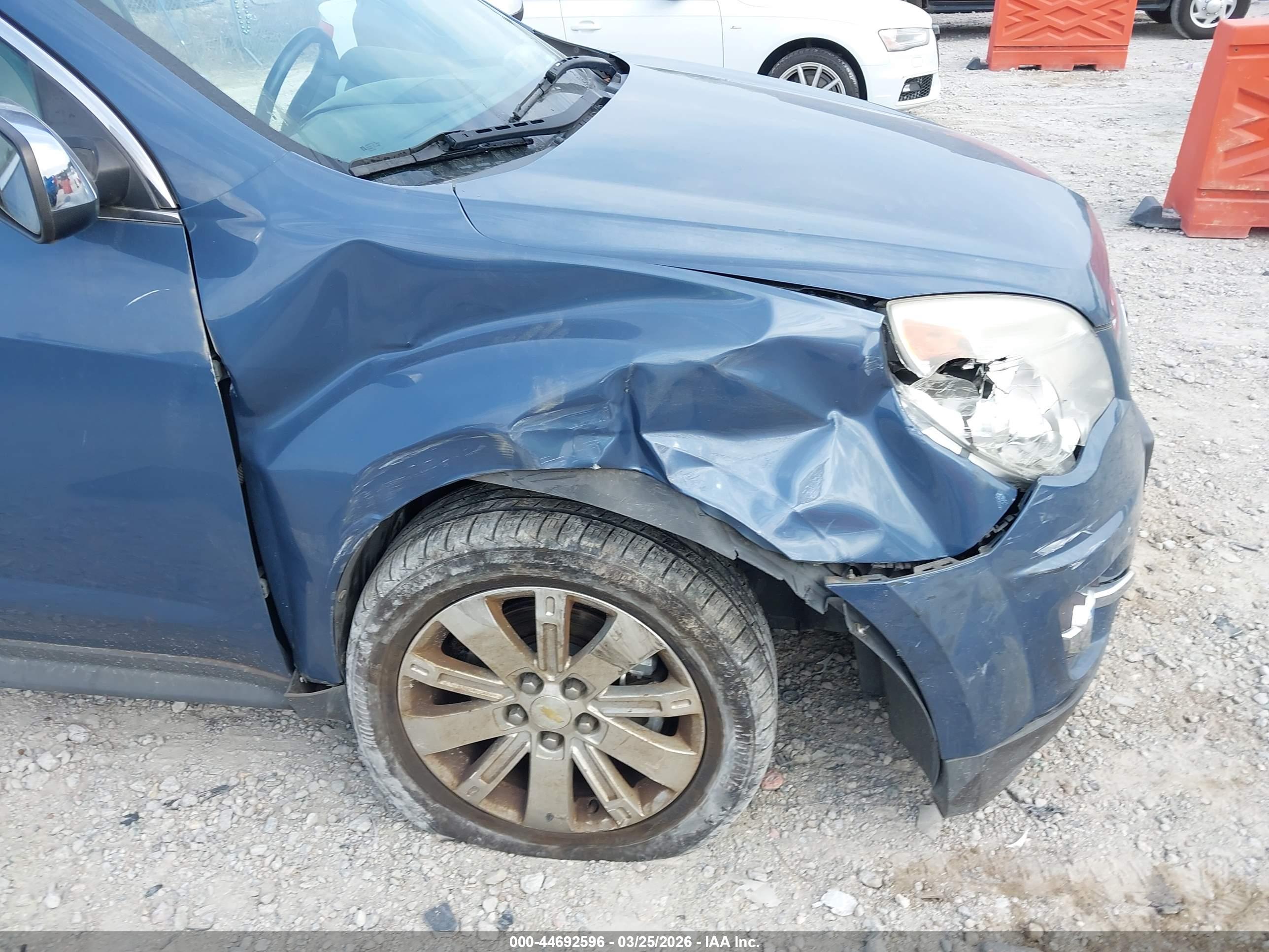 CHEVROLET EQUINOX image 6