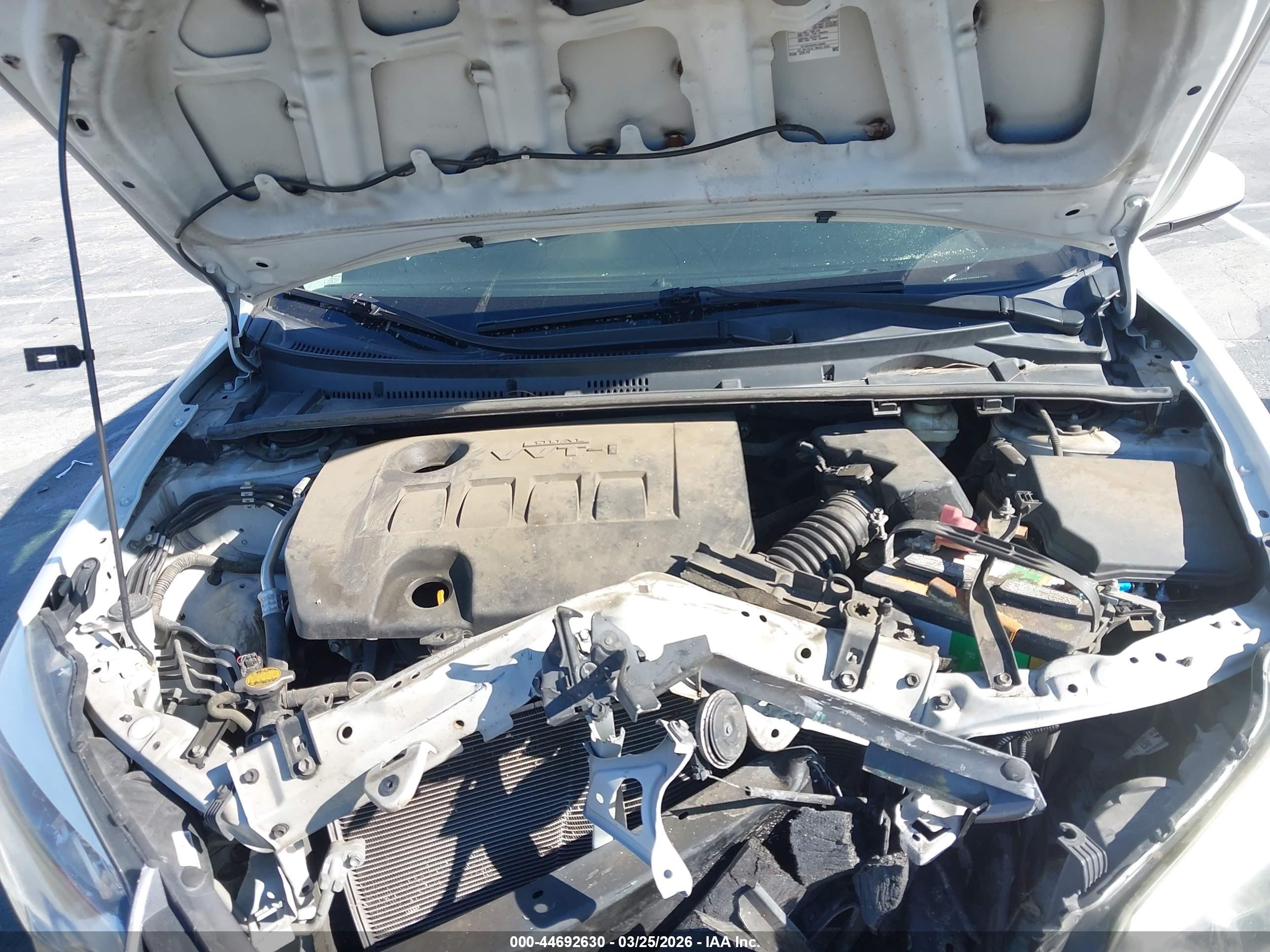 TOYOTA COROLLA image 10