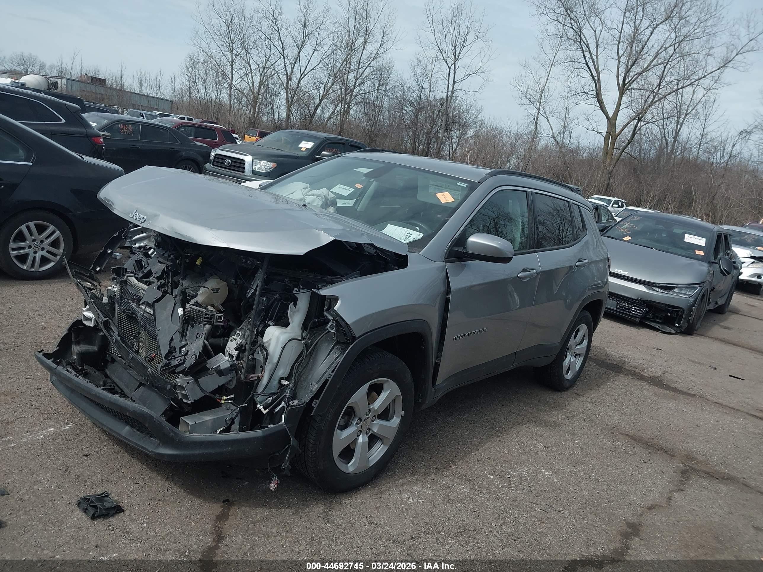 JEEP COMPASS image 2