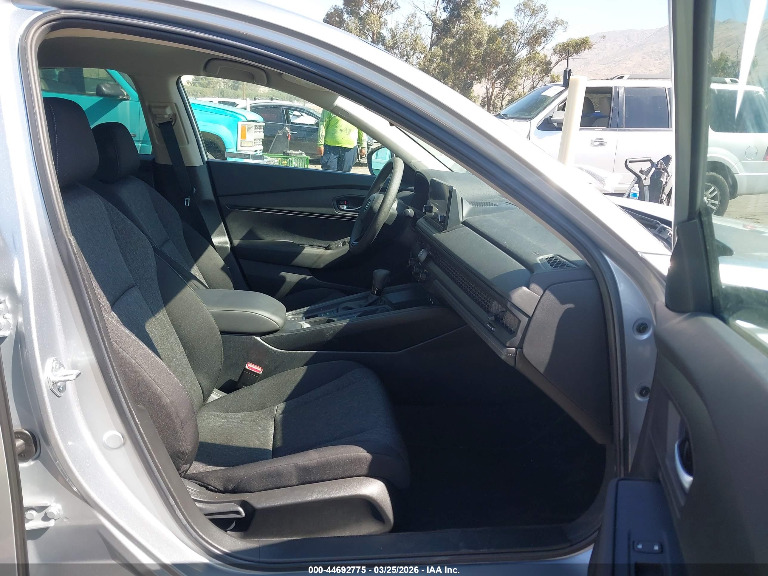 HONDA ACCORD image 5