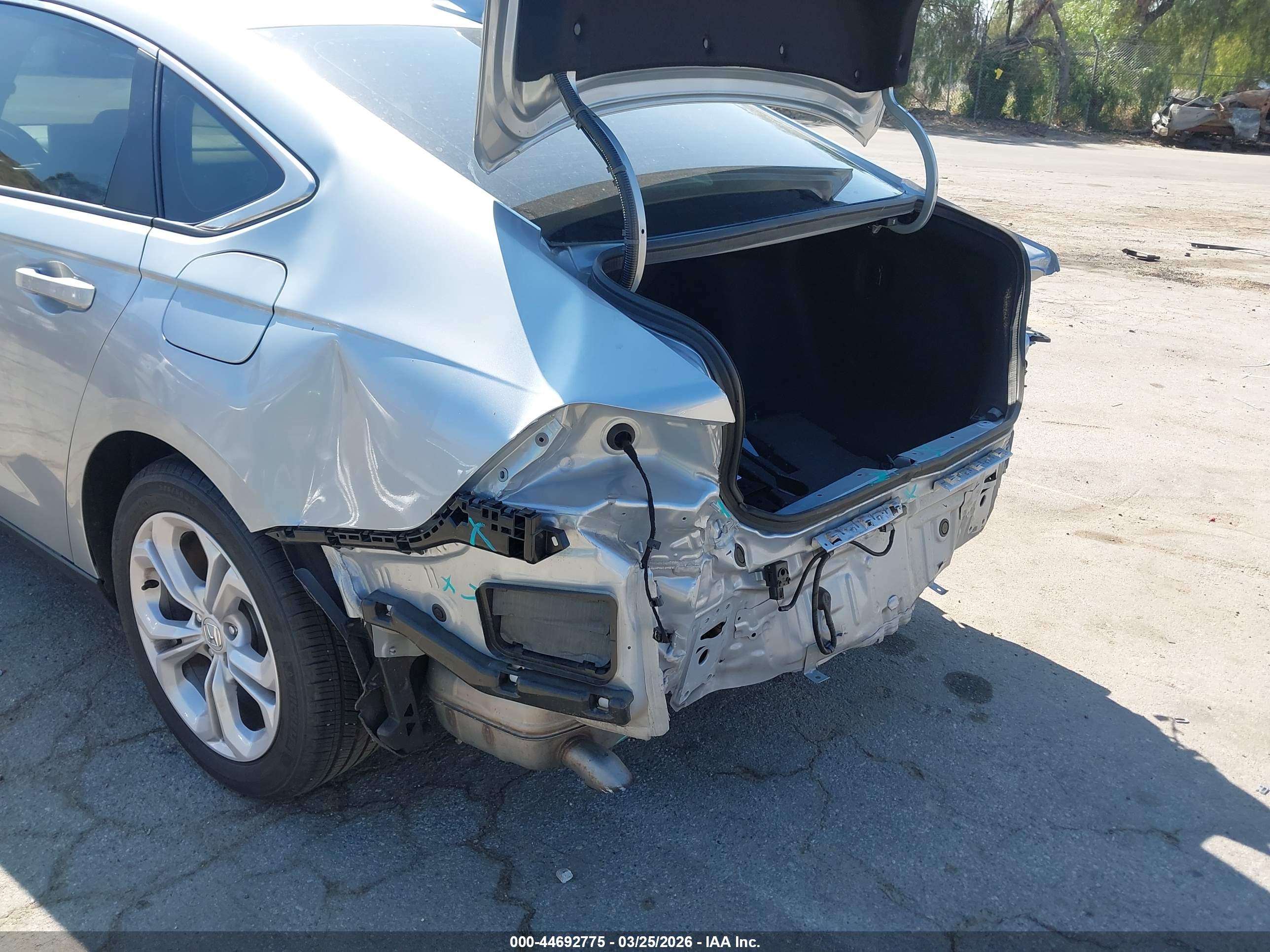 HONDA ACCORD image 6