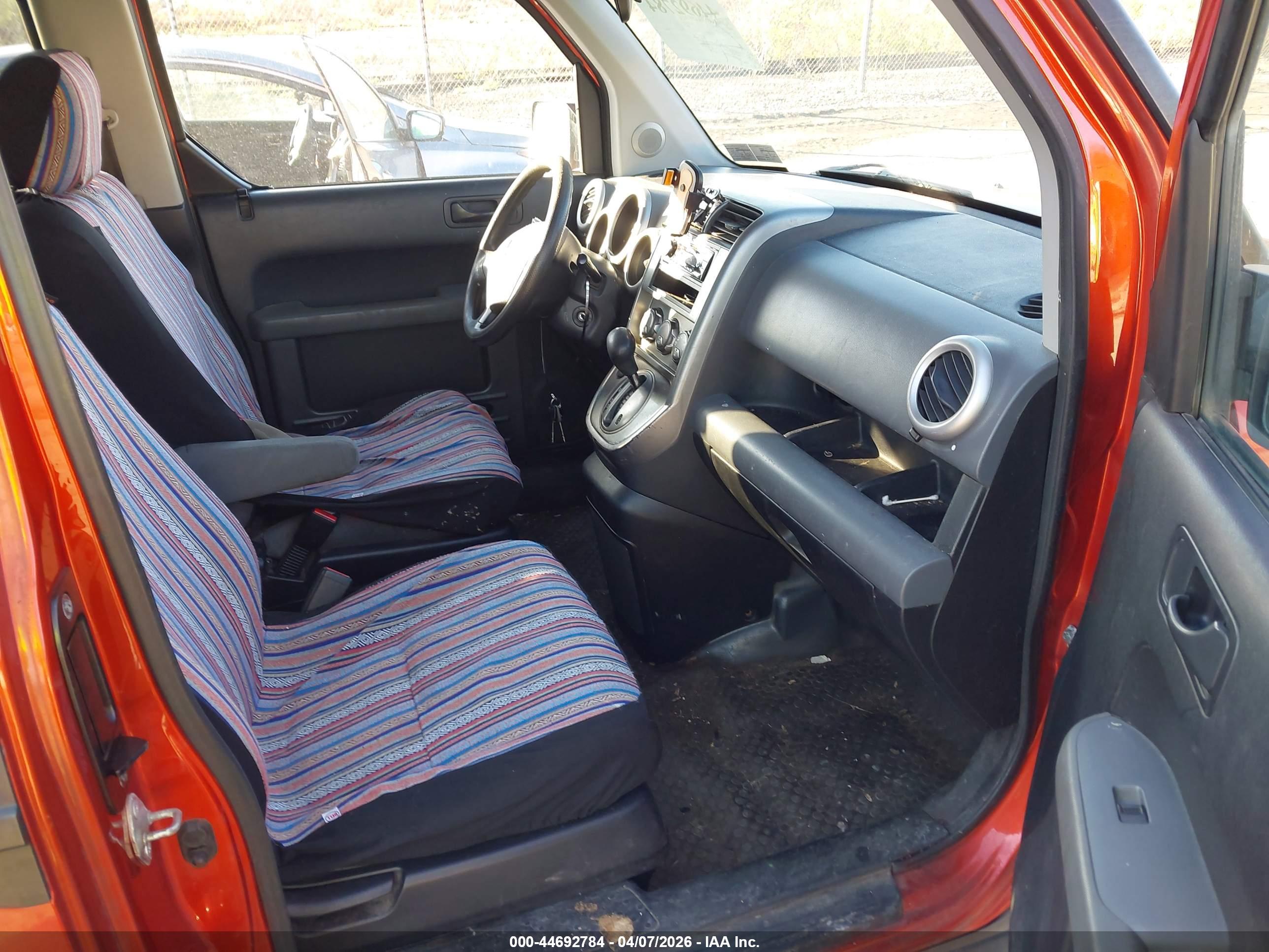 HONDA ELEMENT image 5