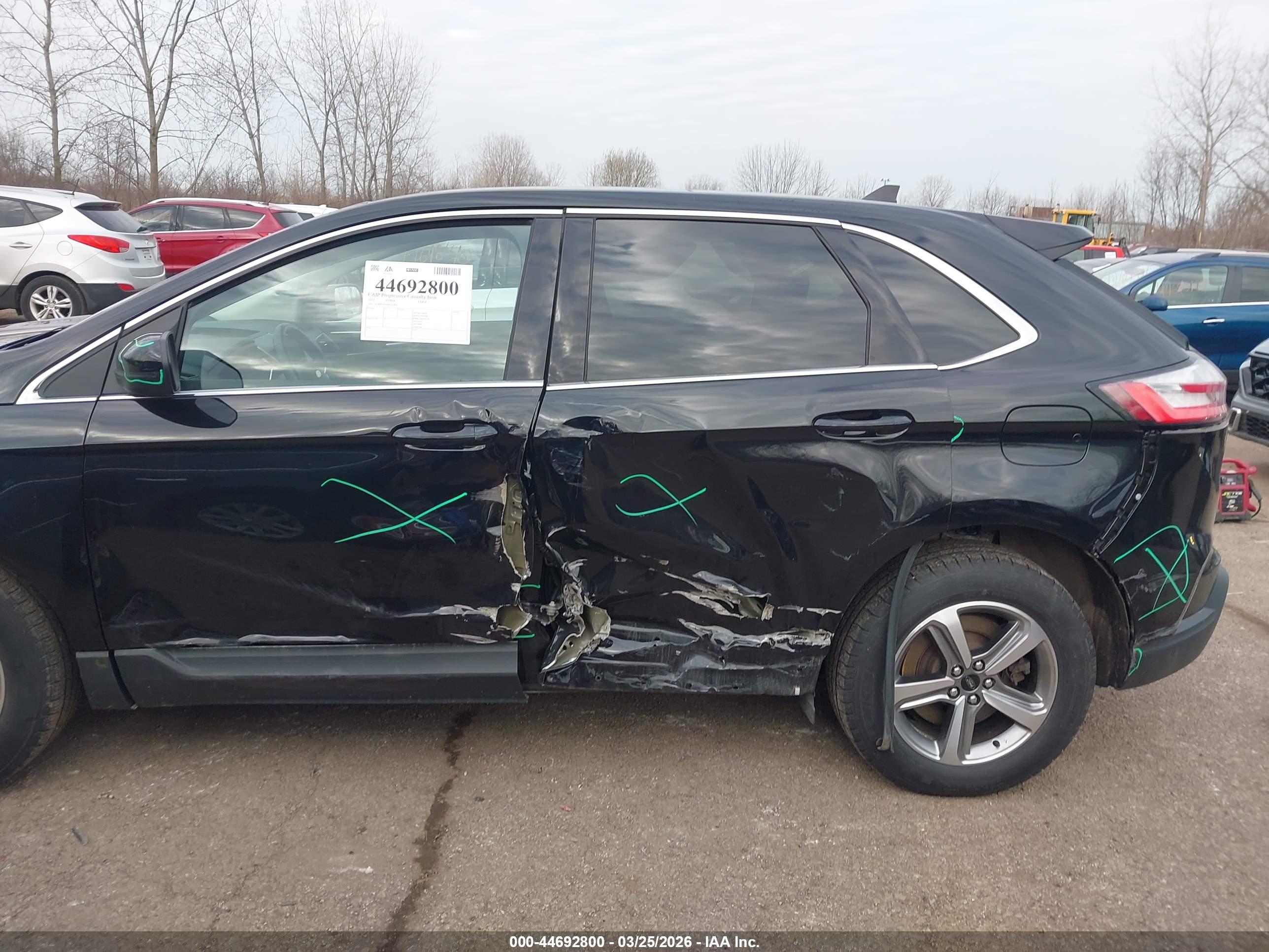FORD EDGE image 6