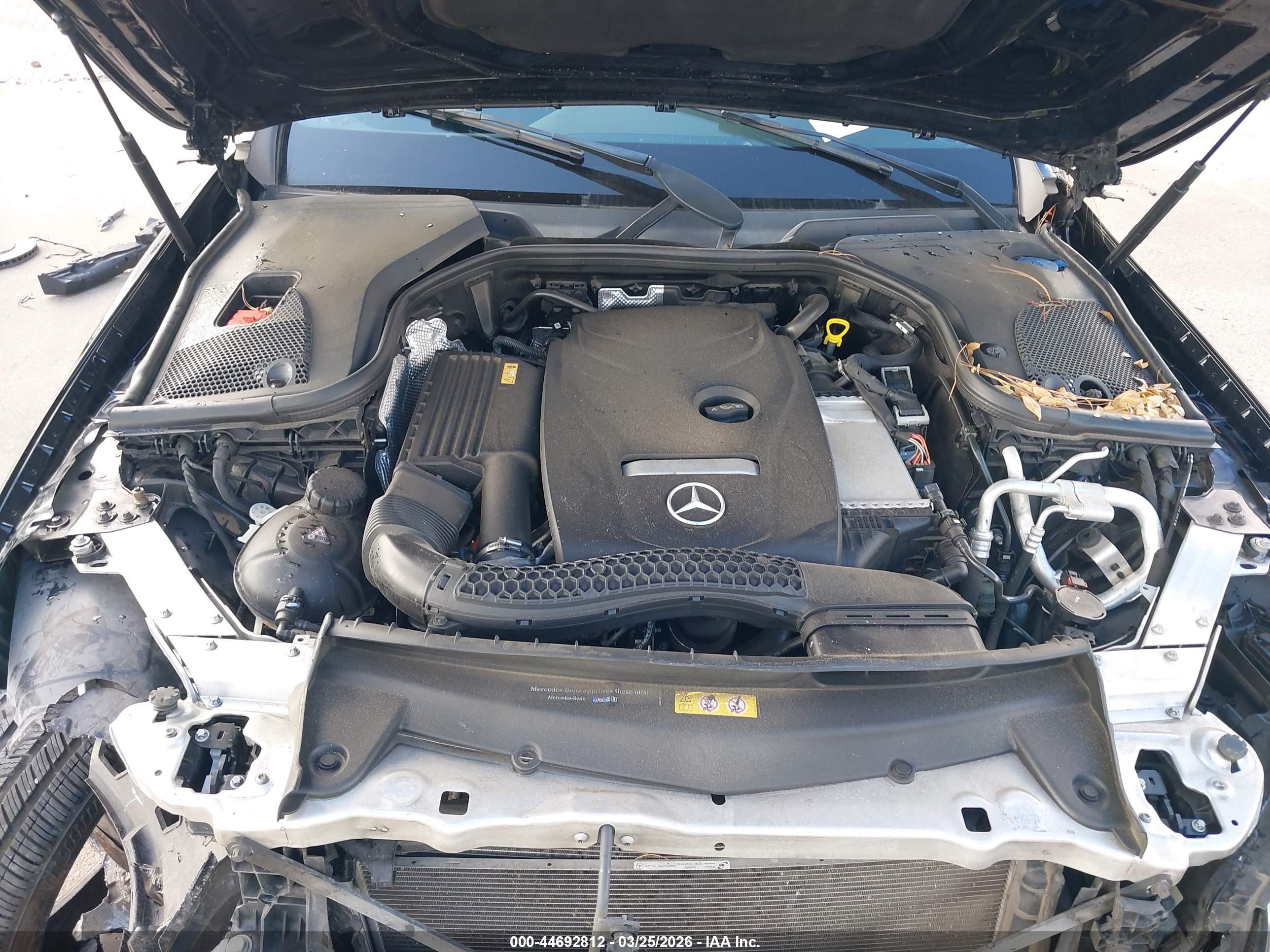 MERCEDES-BENZ E image 10
