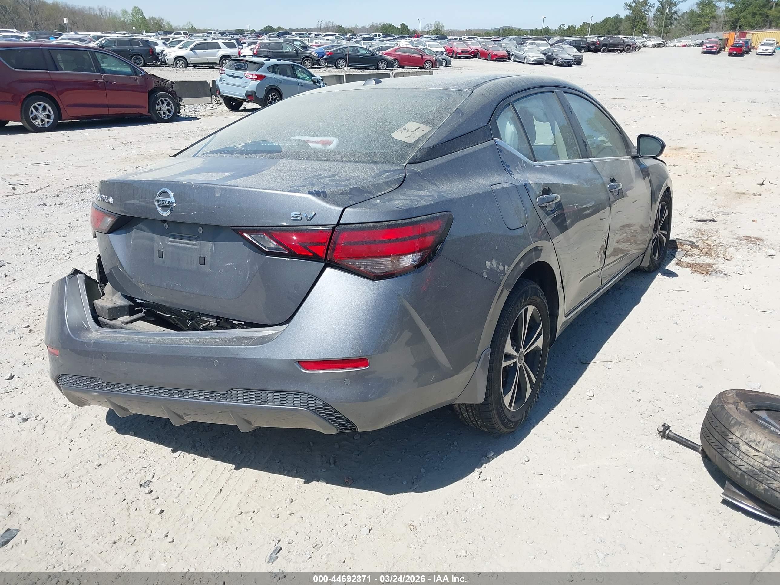 NISSAN SENTRA image 4