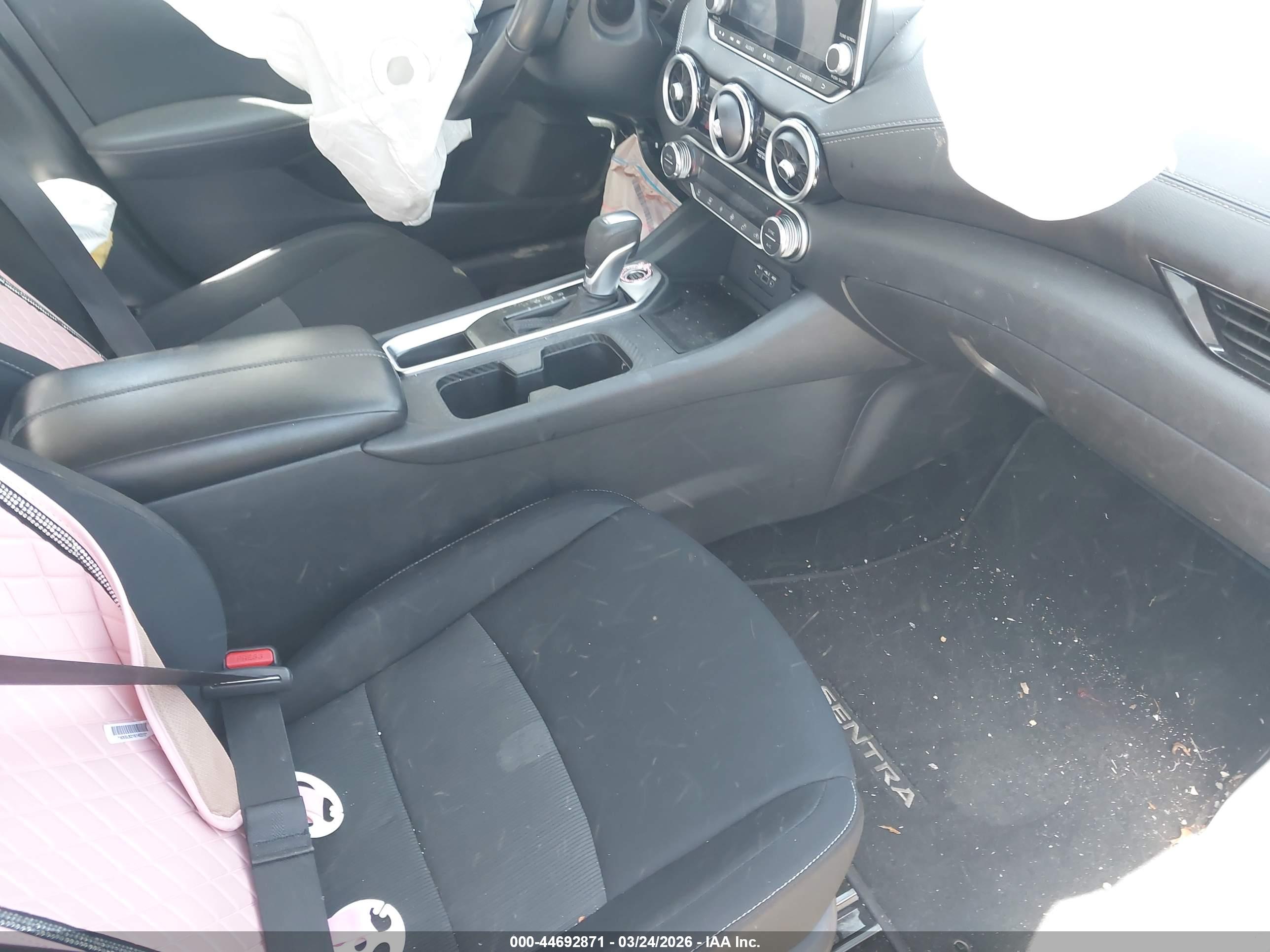 NISSAN SENTRA image 5