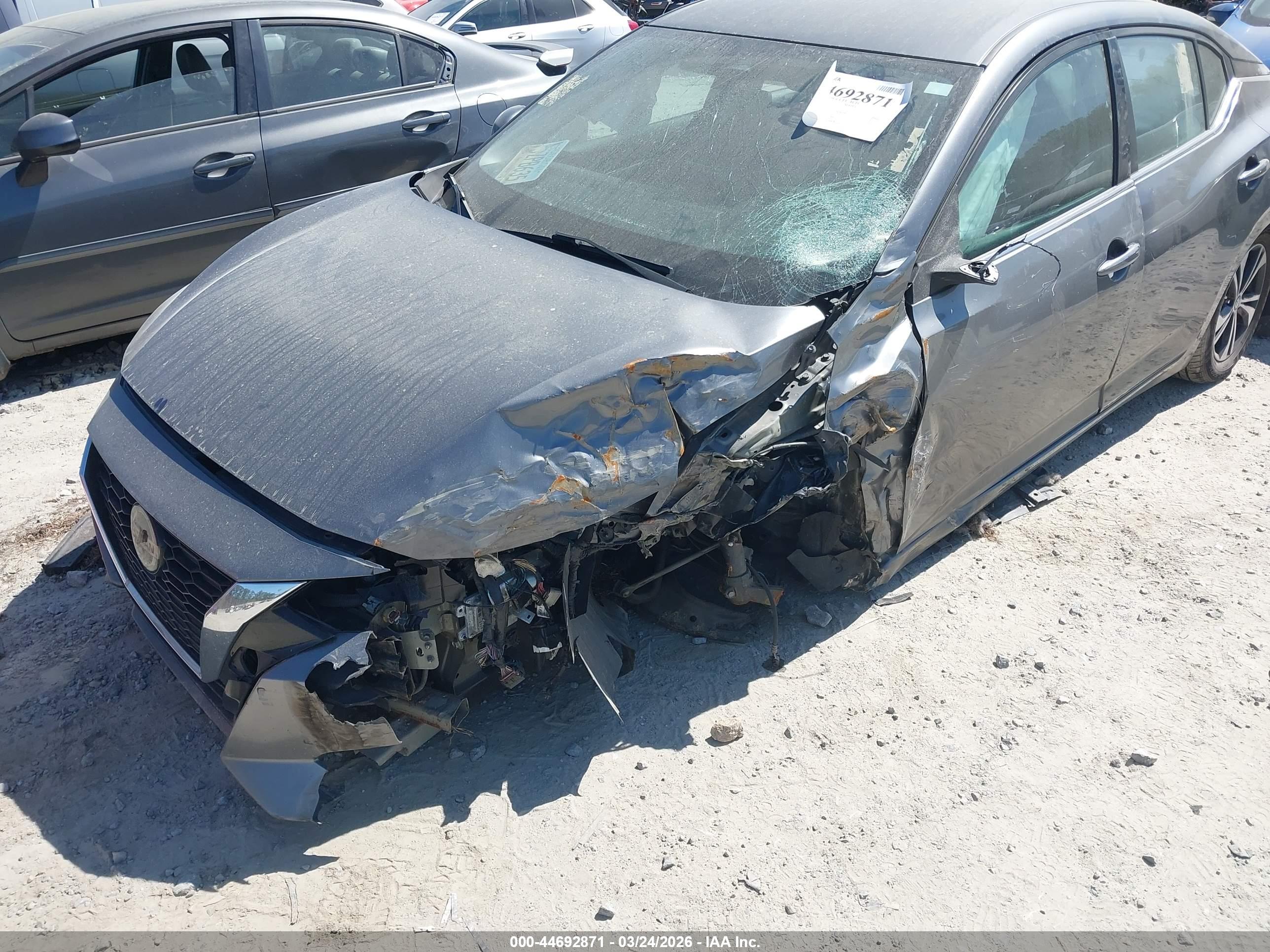 NISSAN SENTRA image 6