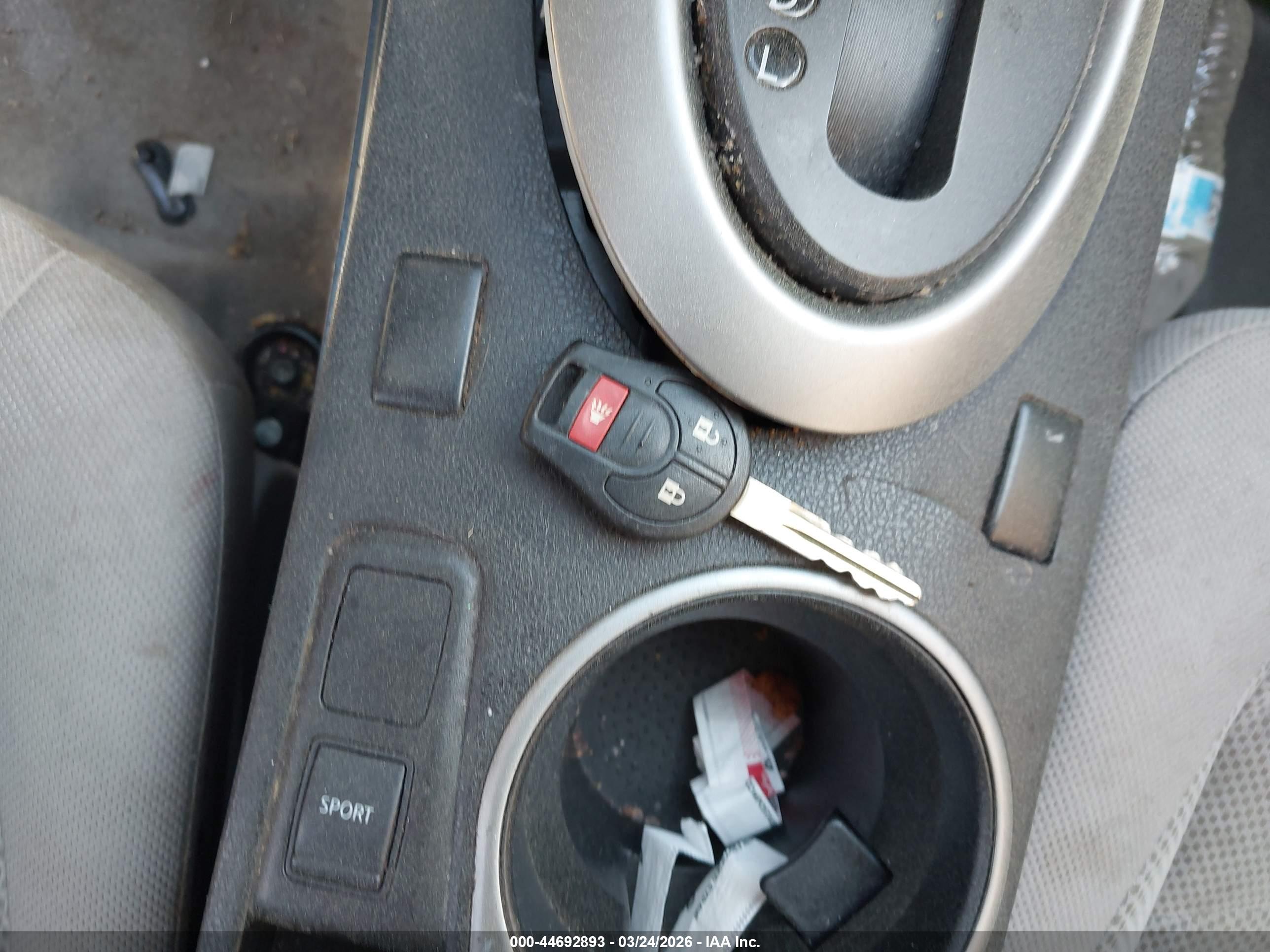 NISSAN ROGUE image 11