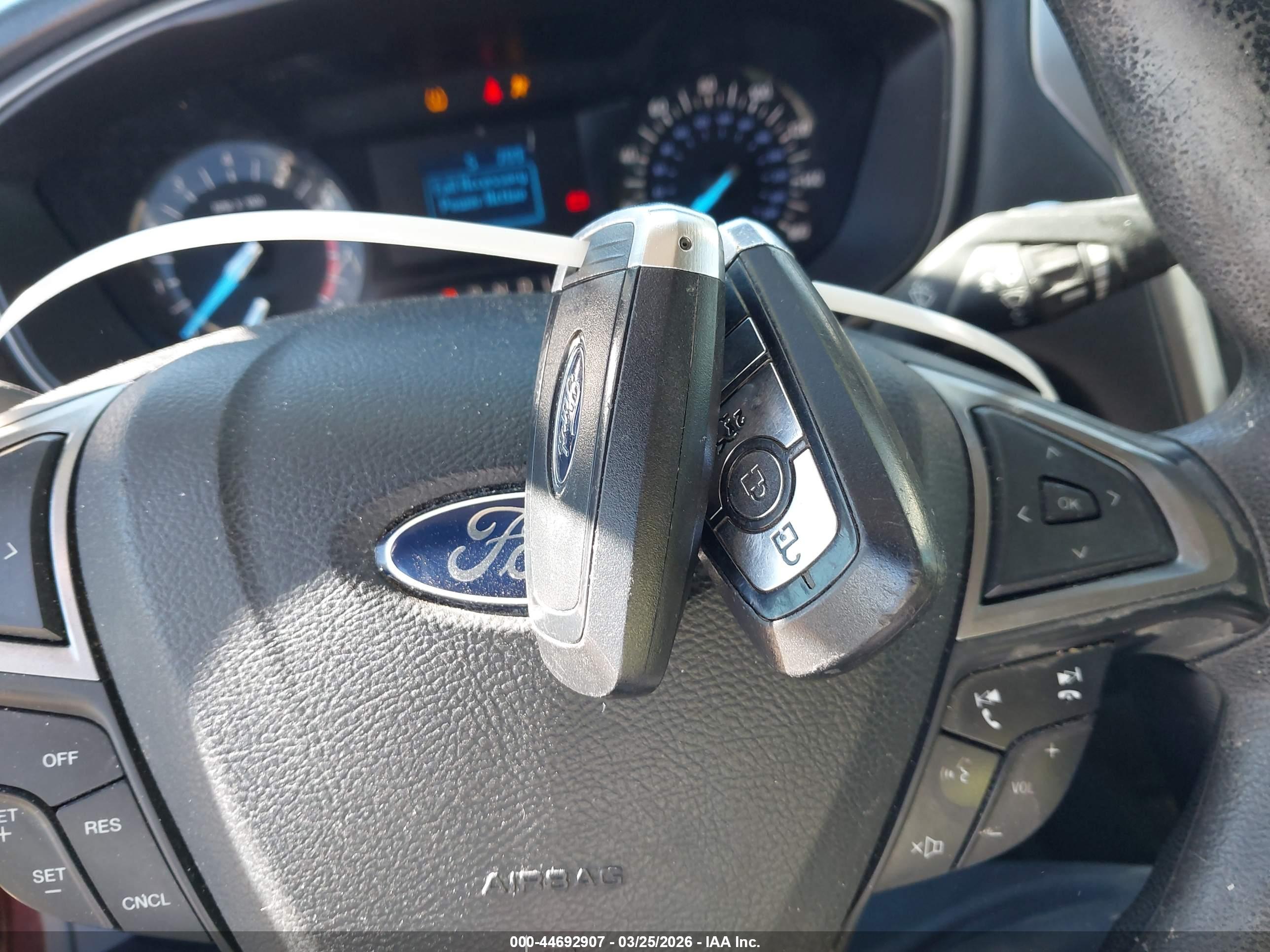 FORD FUSION image 11