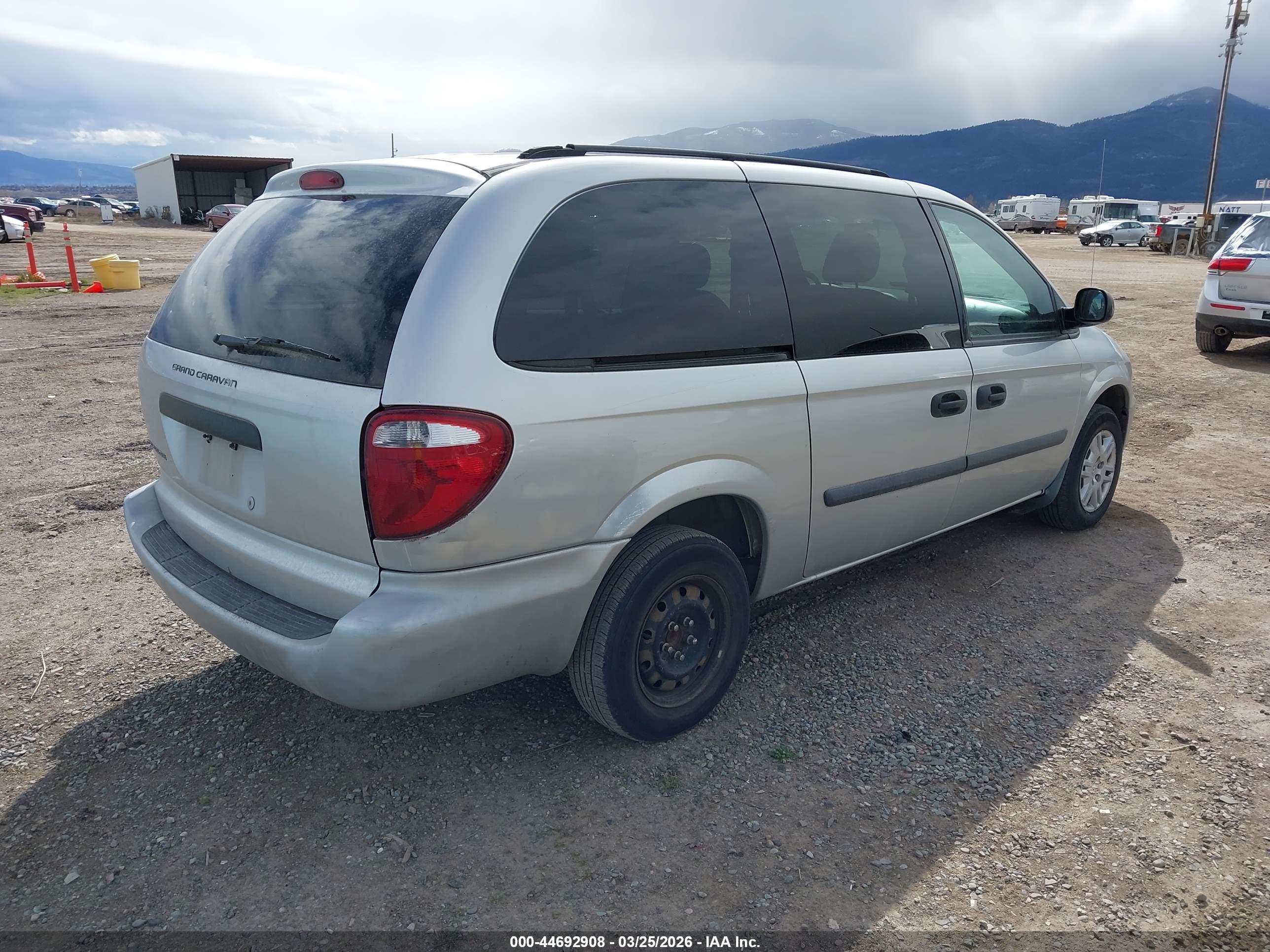 DODGE GRAND image 4