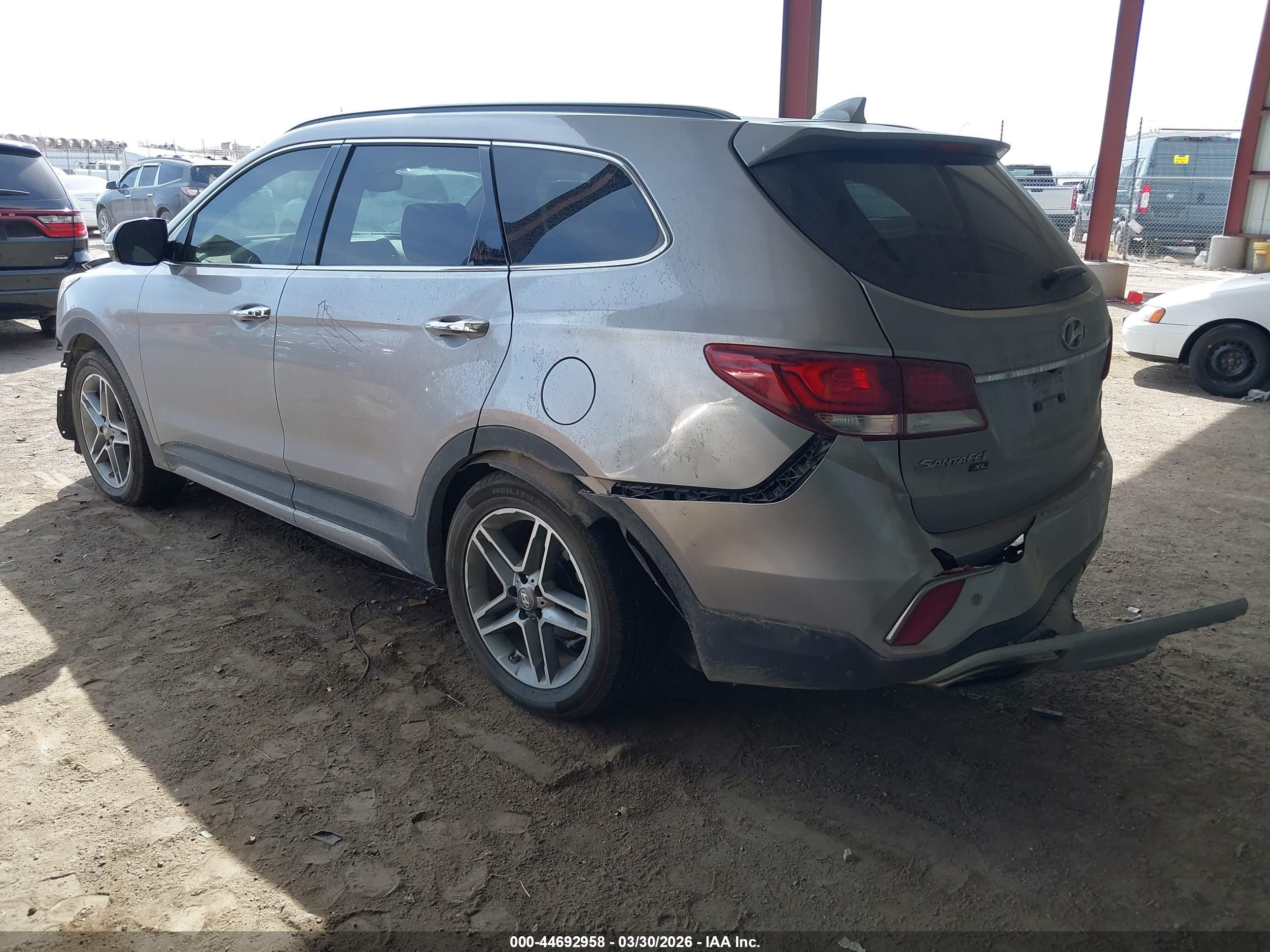 HYUNDAI SANTA image 3