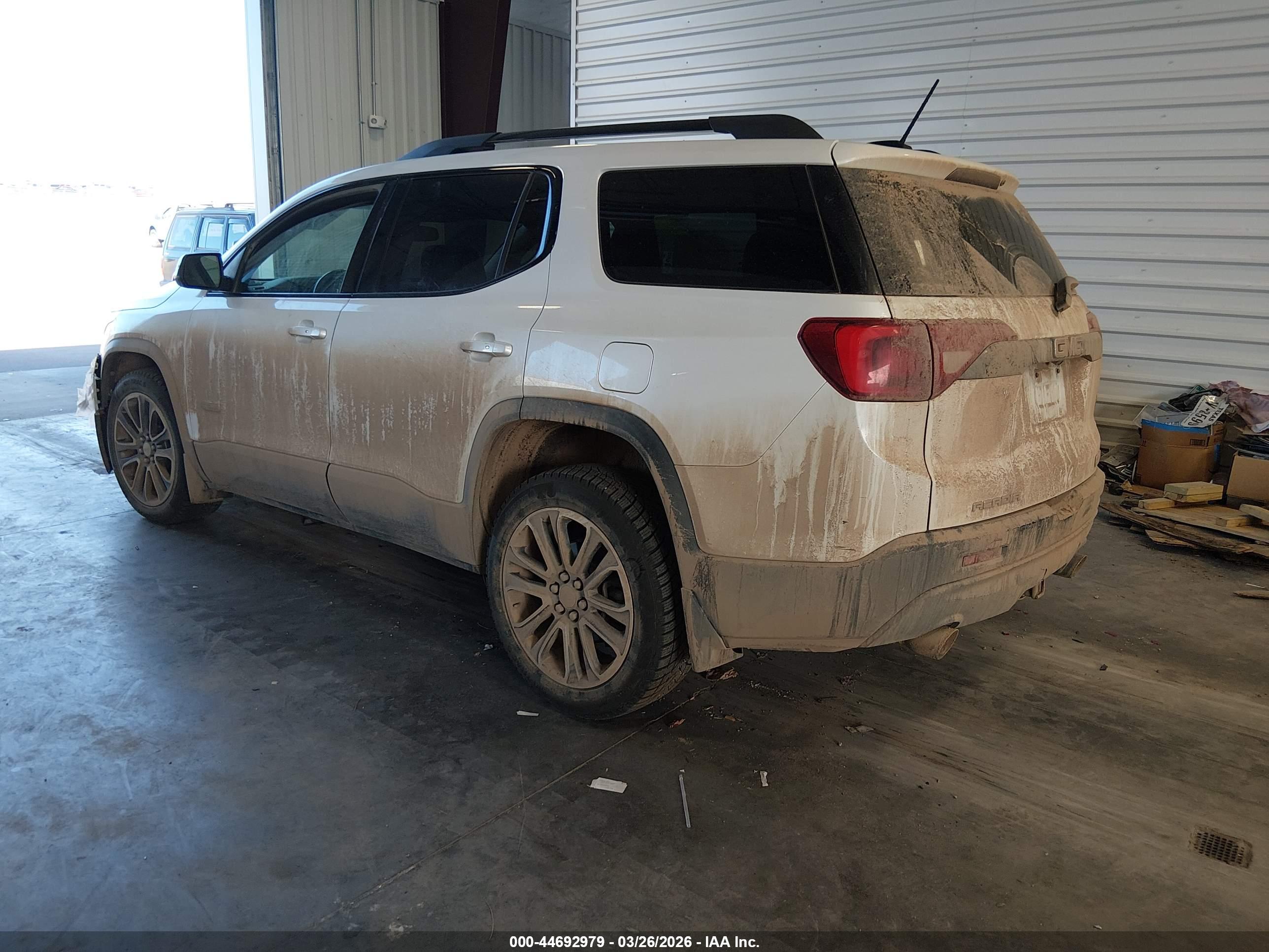 GMC ACADIA image 3