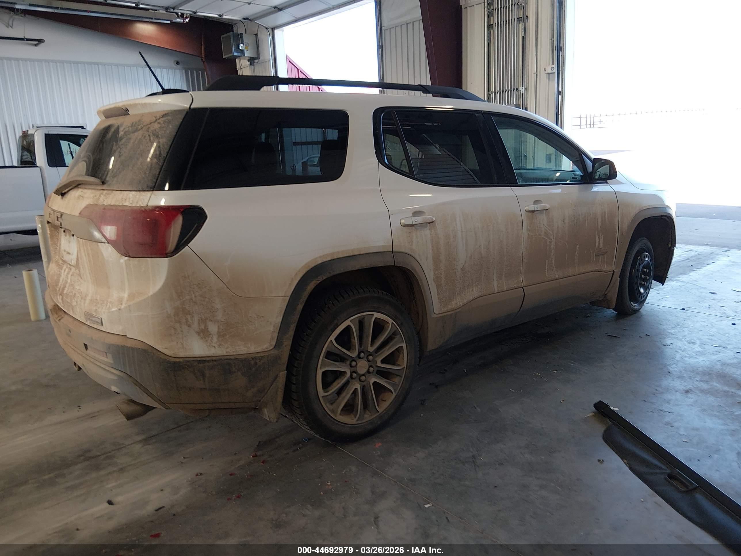 GMC ACADIA image 4