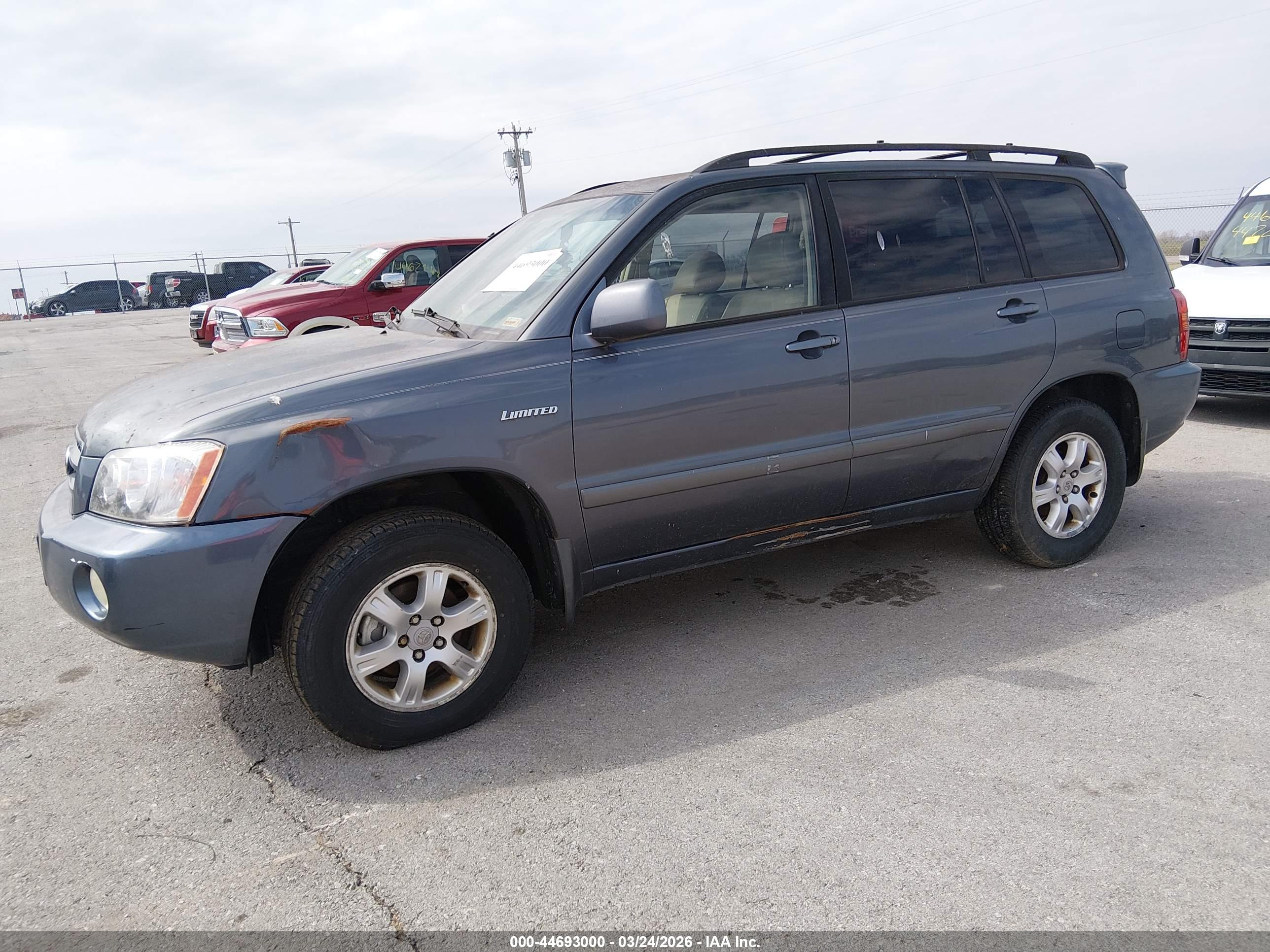 TOYOTA HIGHLANDER image 2