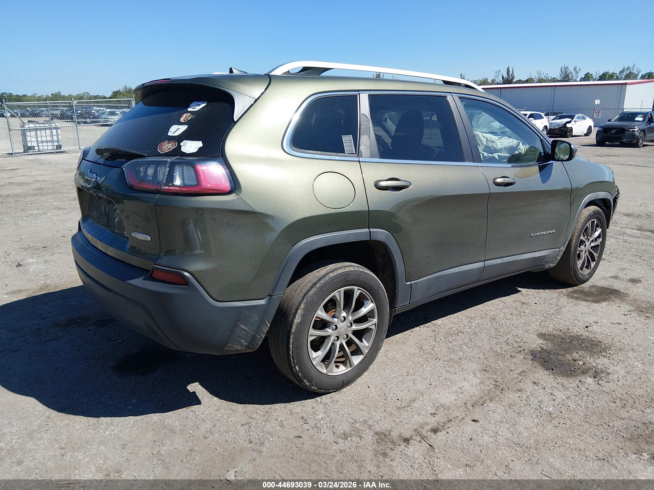 JEEP CHEROKEE image 4