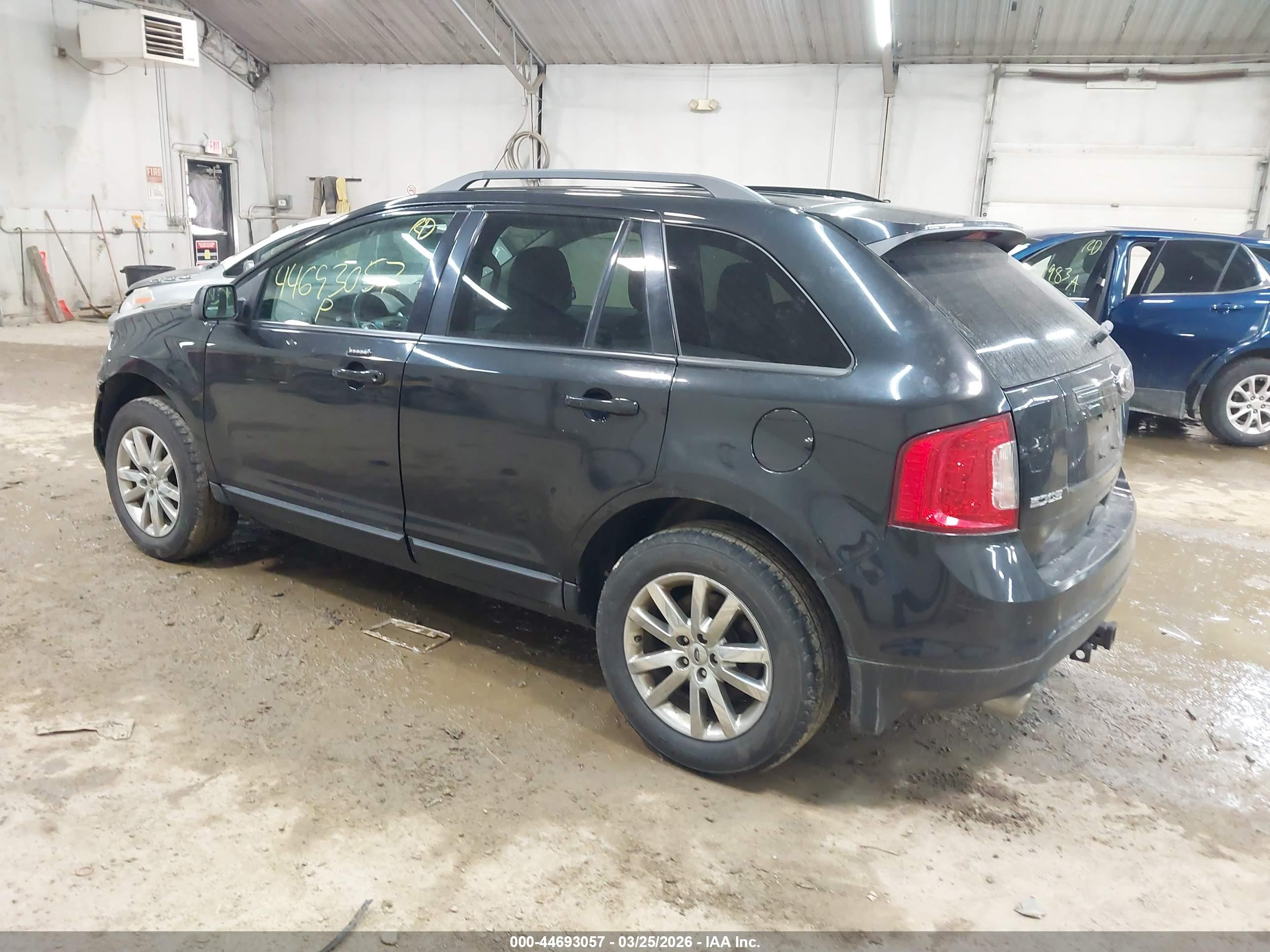 FORD EDGE image 3
