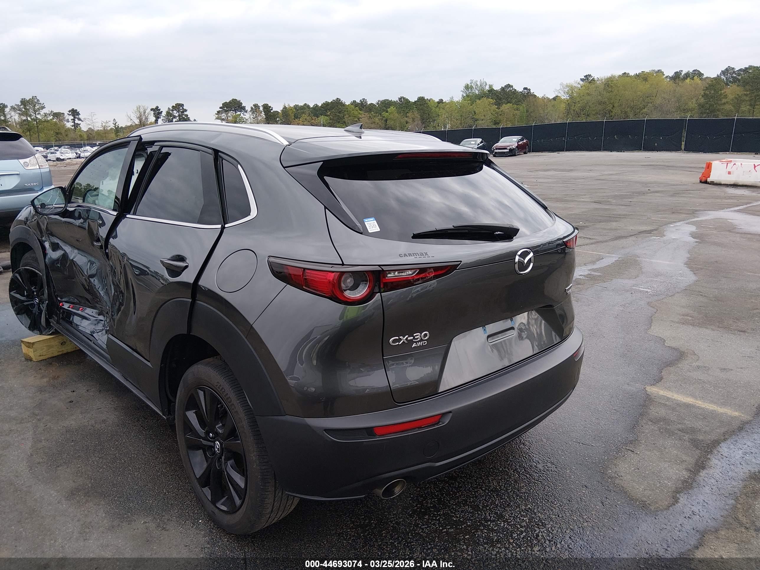 MAZDA CX-30 image 3