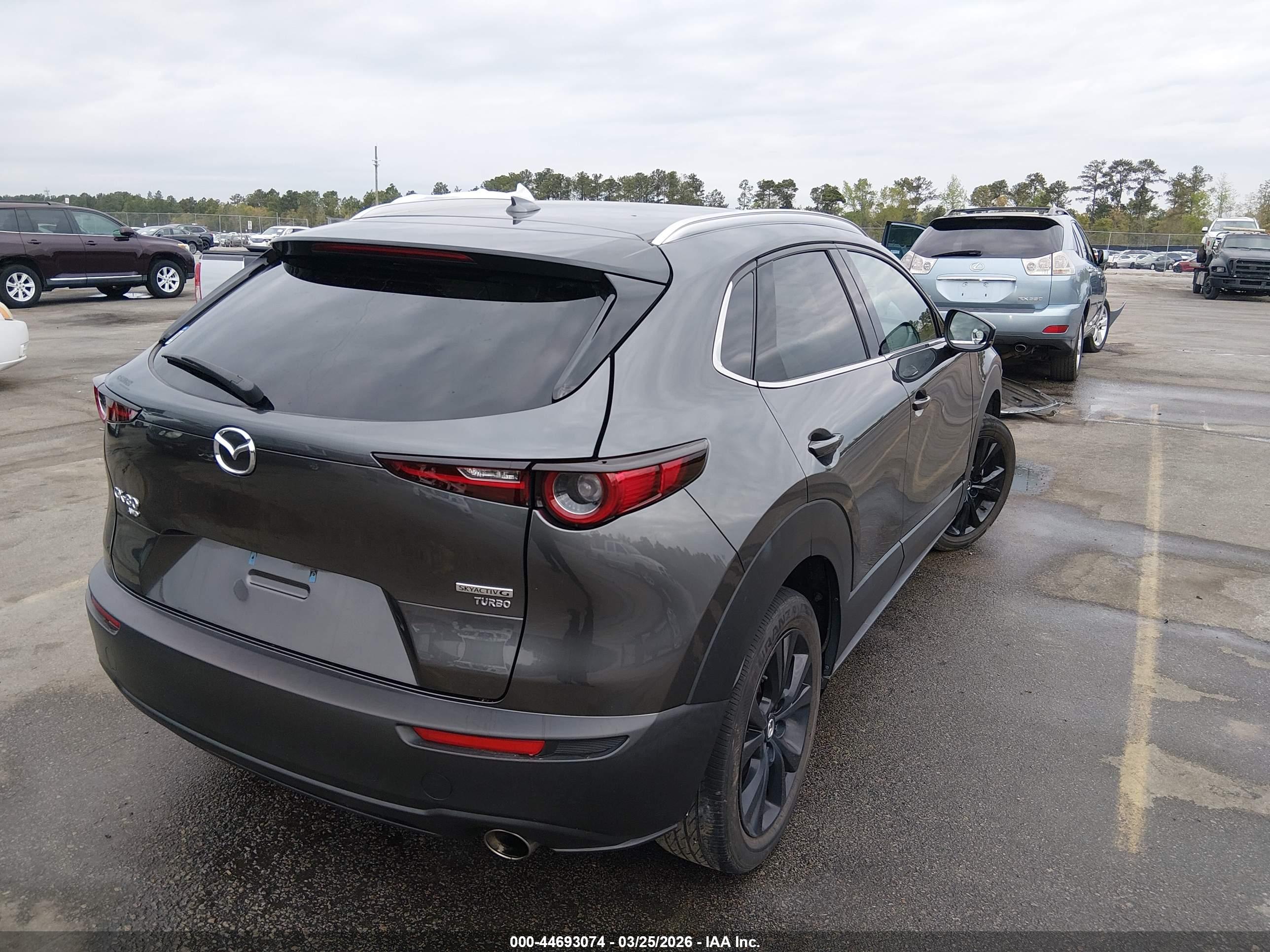 MAZDA CX-30 image 4