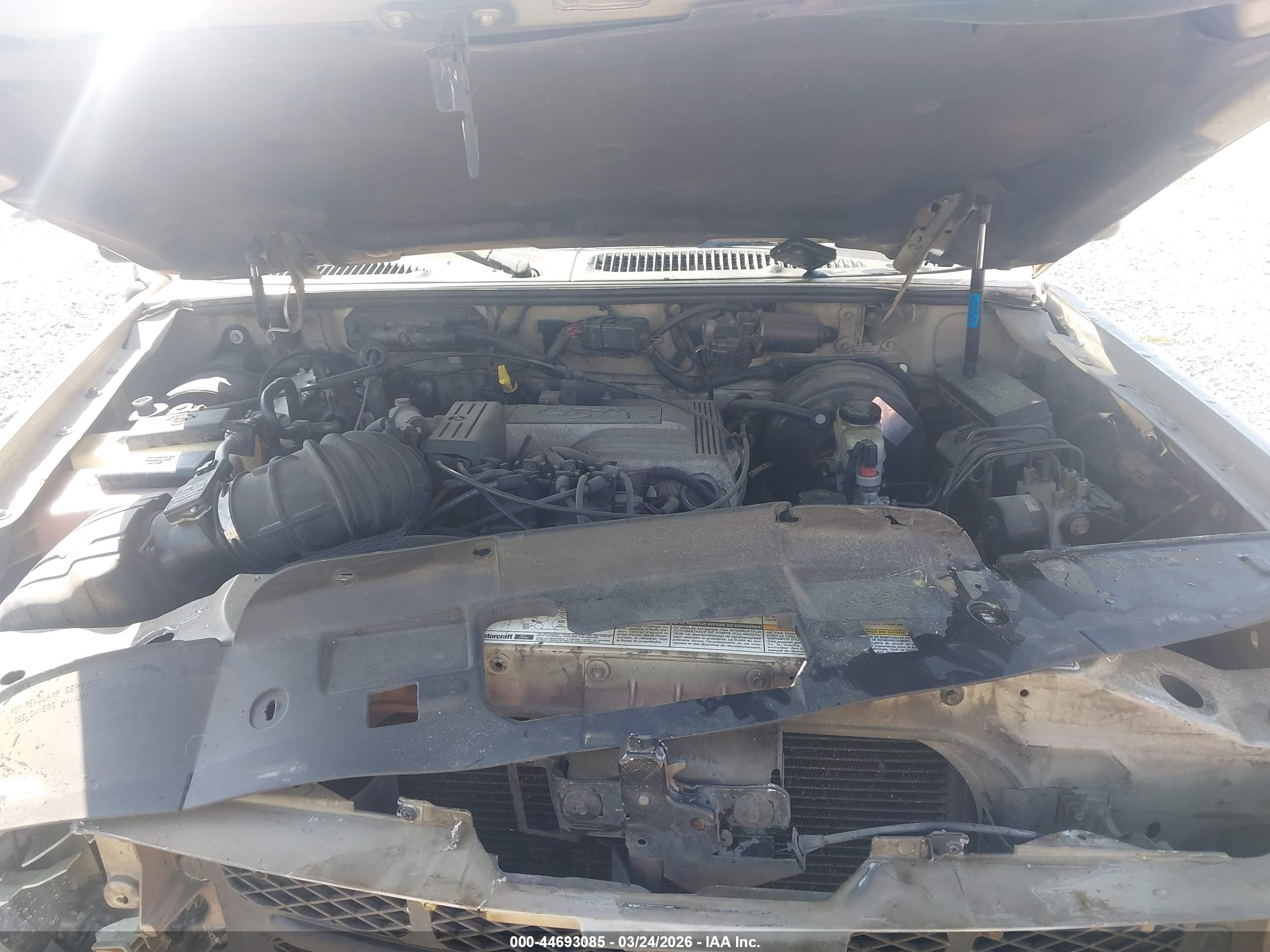 FORD EXPLORER image 10