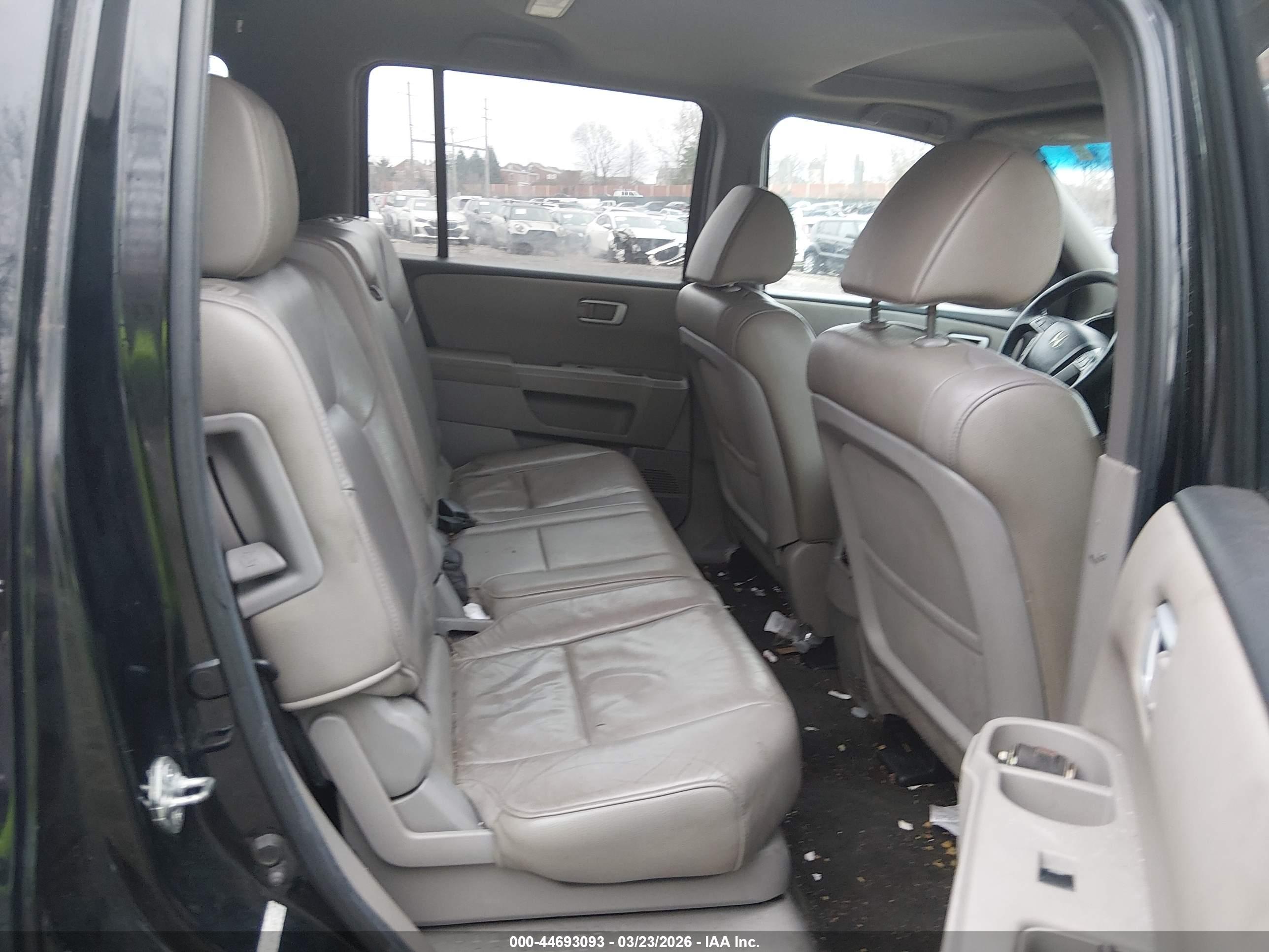 HONDA PILOT image 8