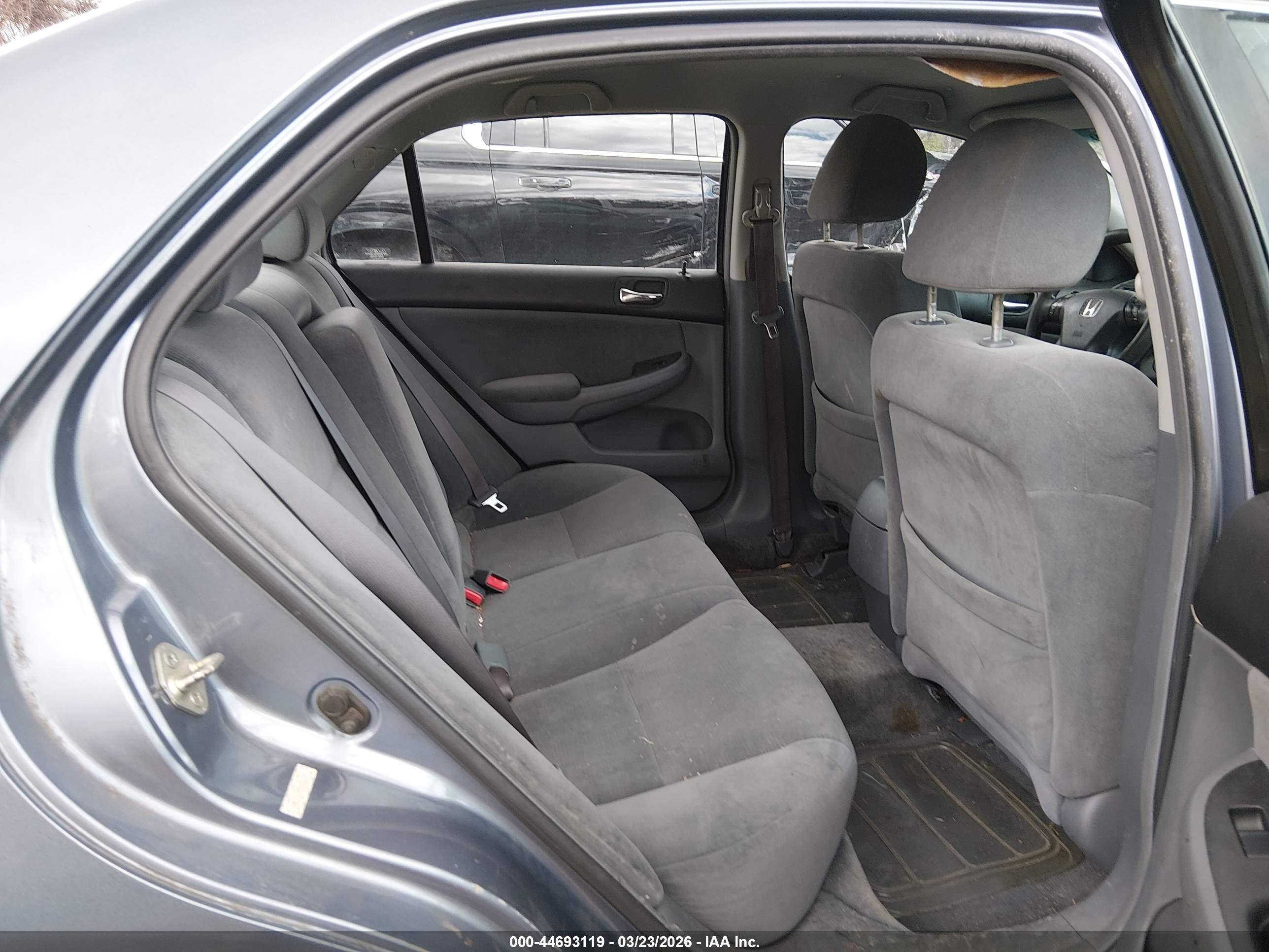 HONDA ACCORD image 8