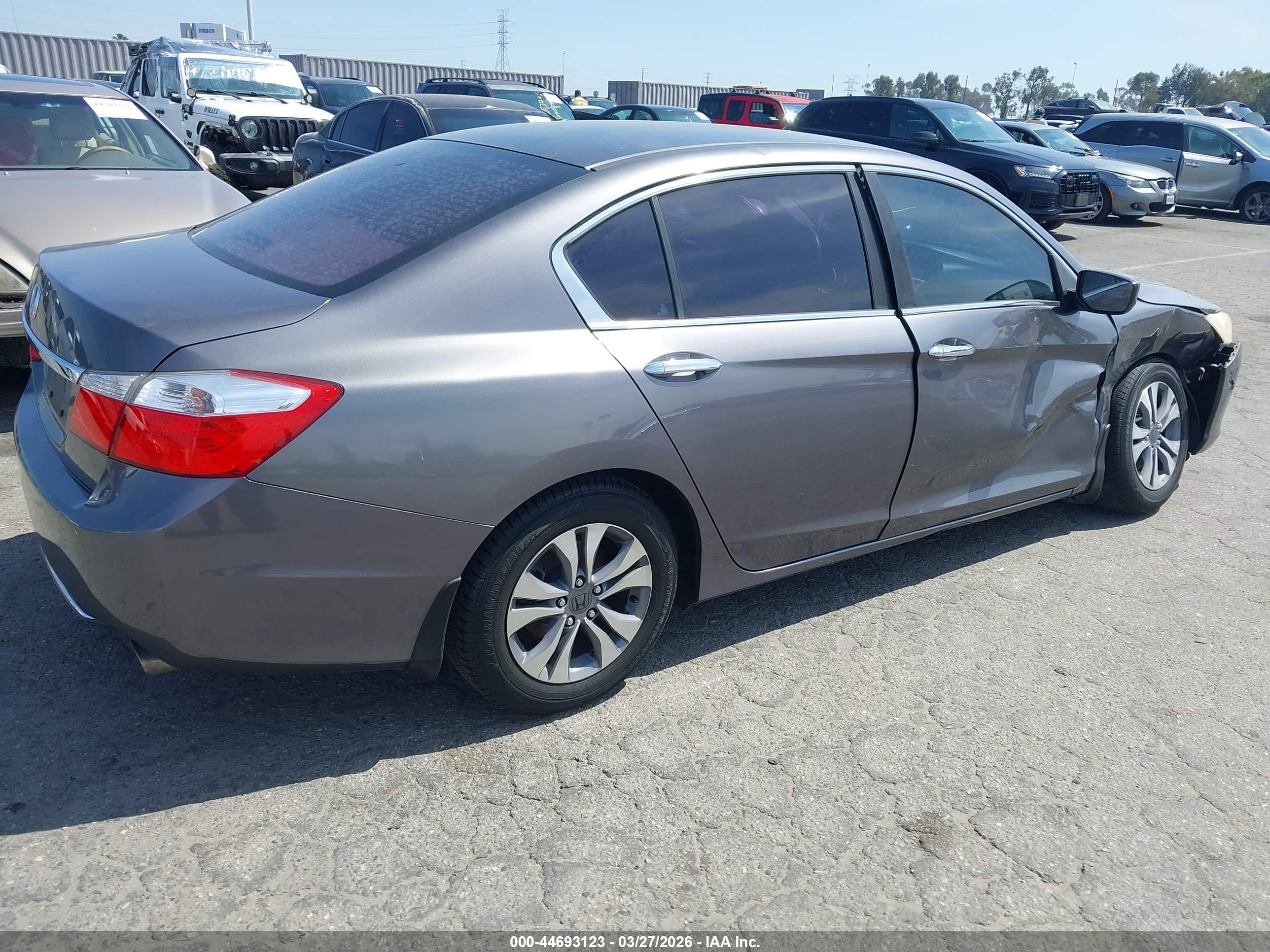 HONDA ACCORD image 4