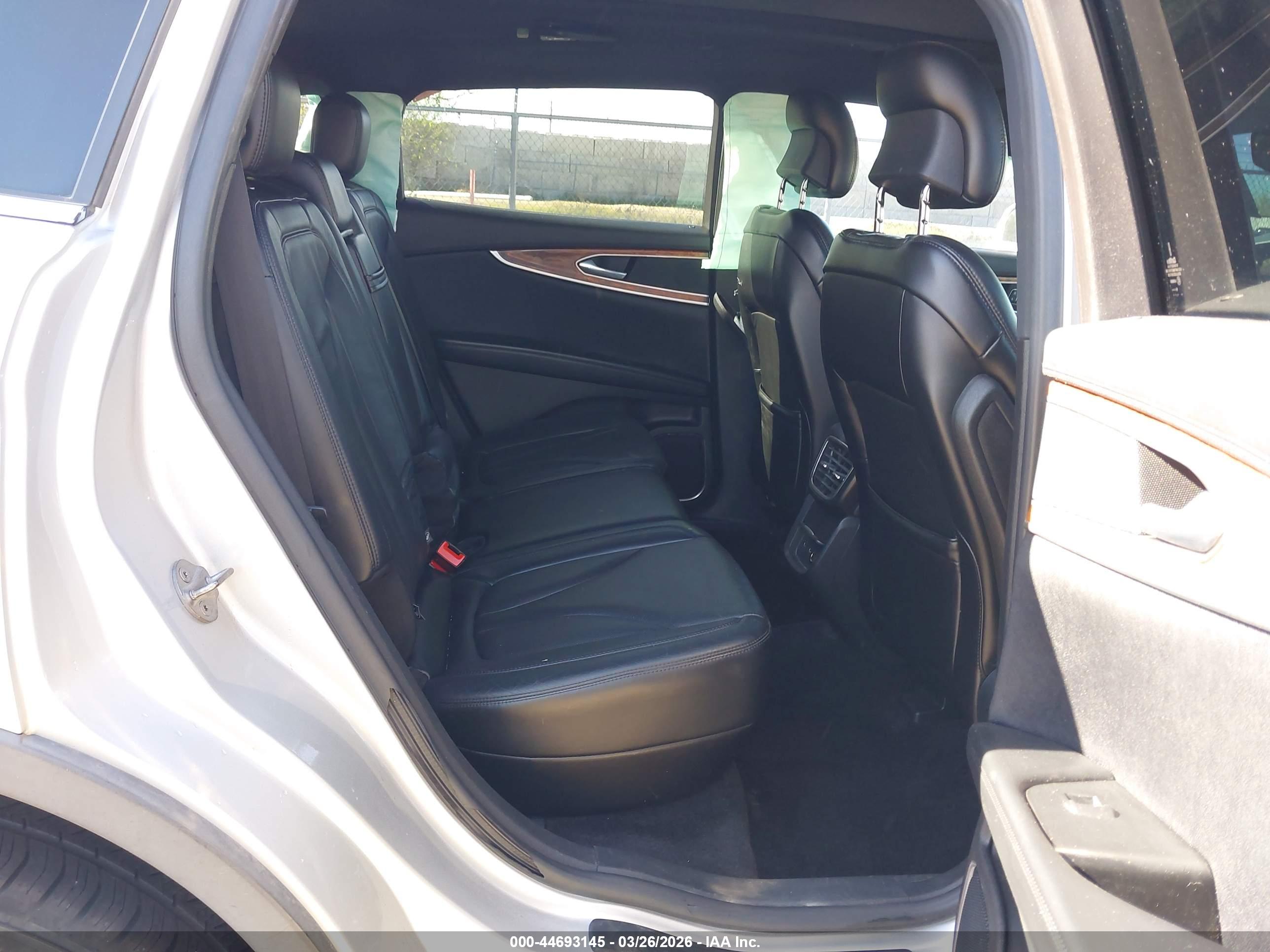 LINCOLN MKX image 8