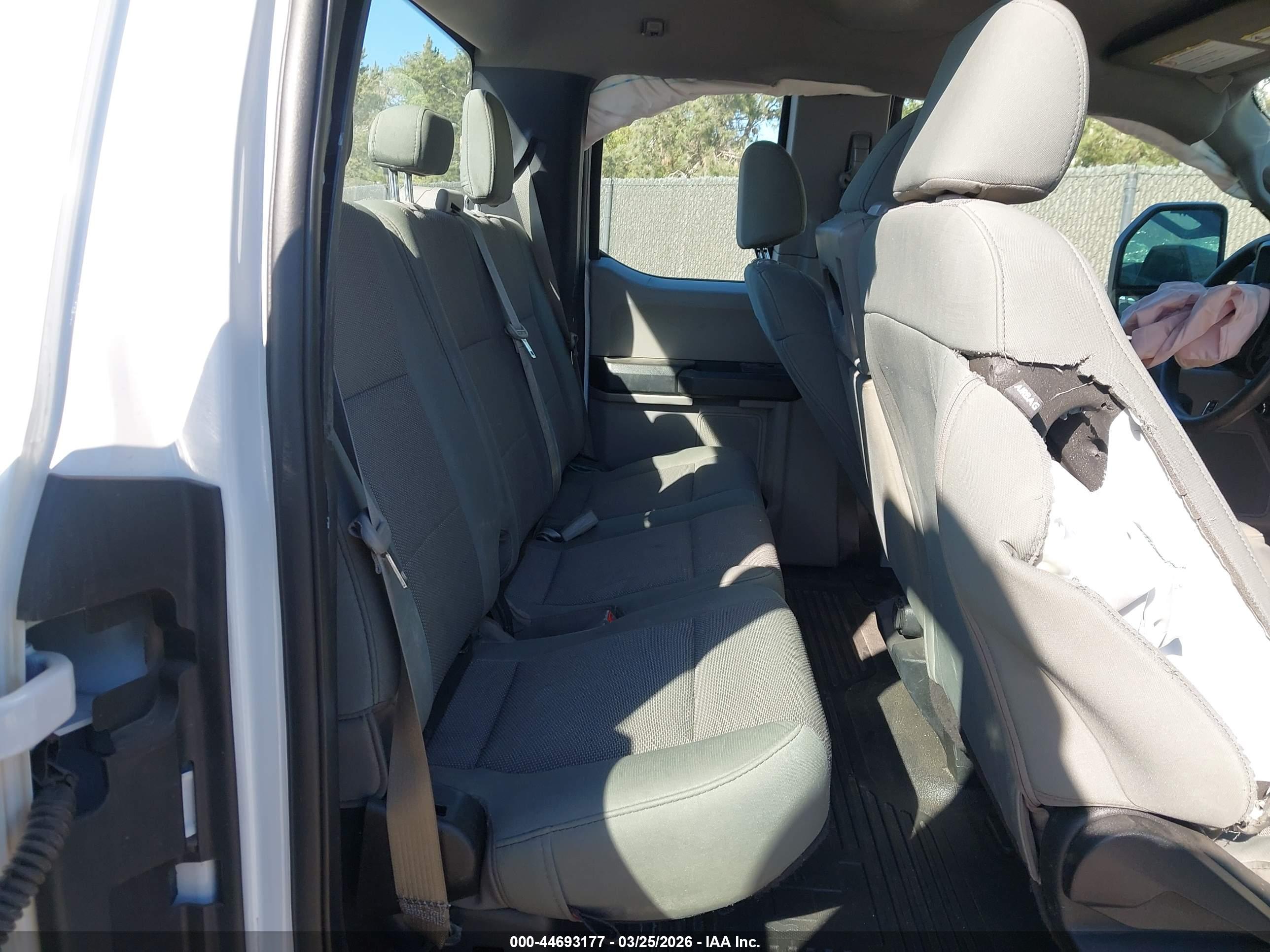 FORD F-250 image 8
