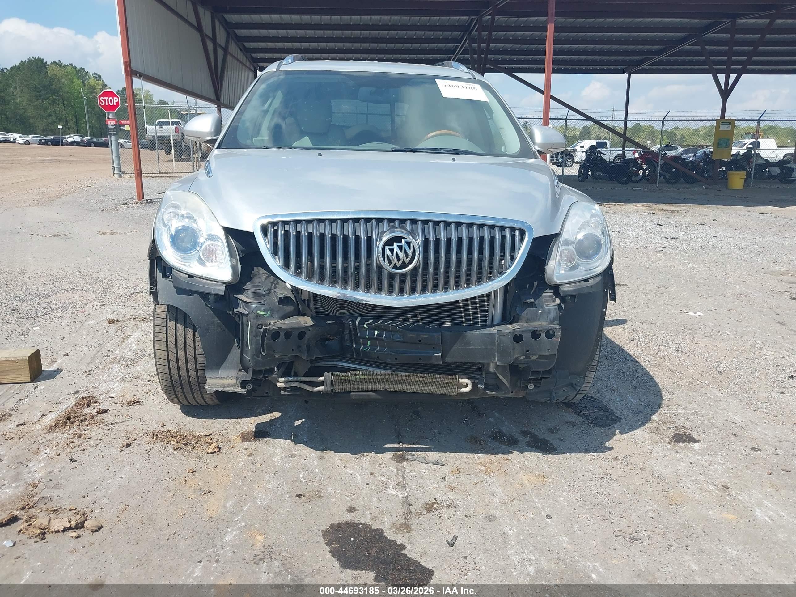 BUICK ENCLAVE image 6