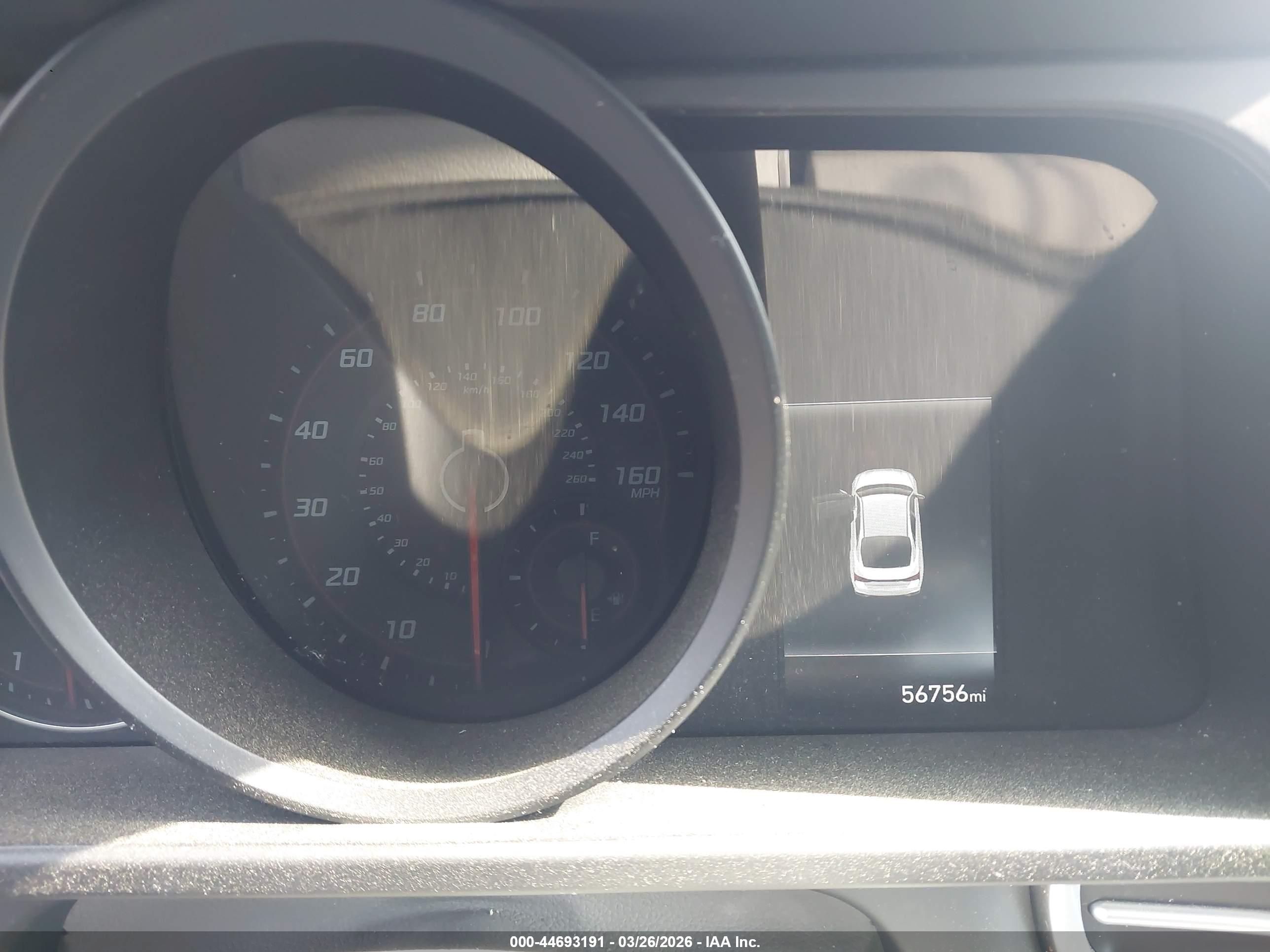 HYUNDAI ELANTRA image 7