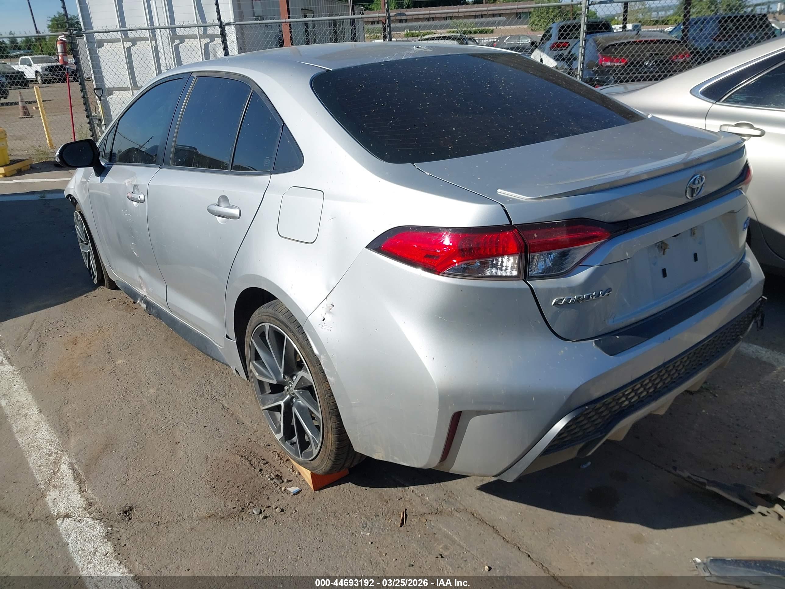 TOYOTA COROLLA image 3