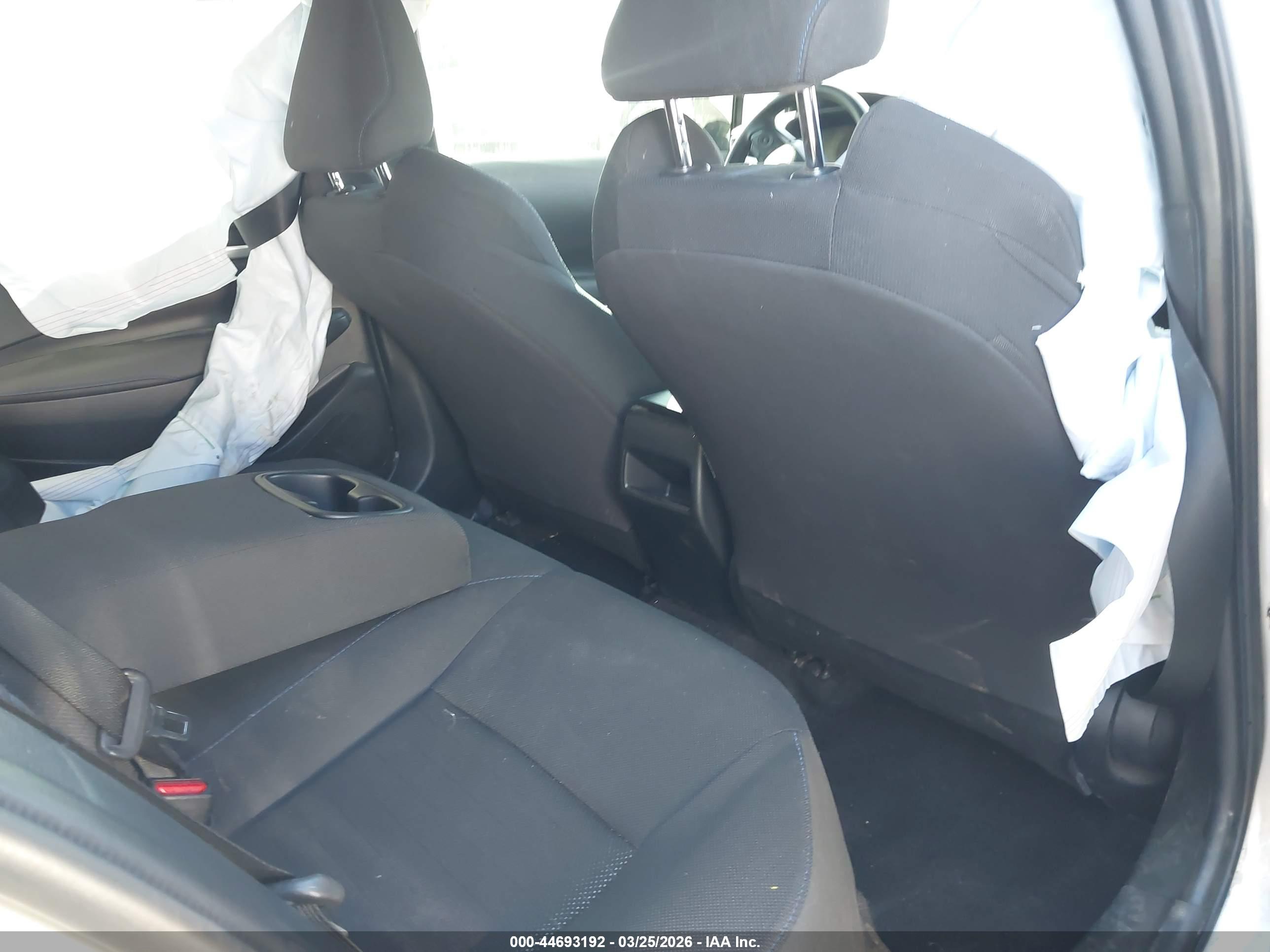 TOYOTA COROLLA image 8