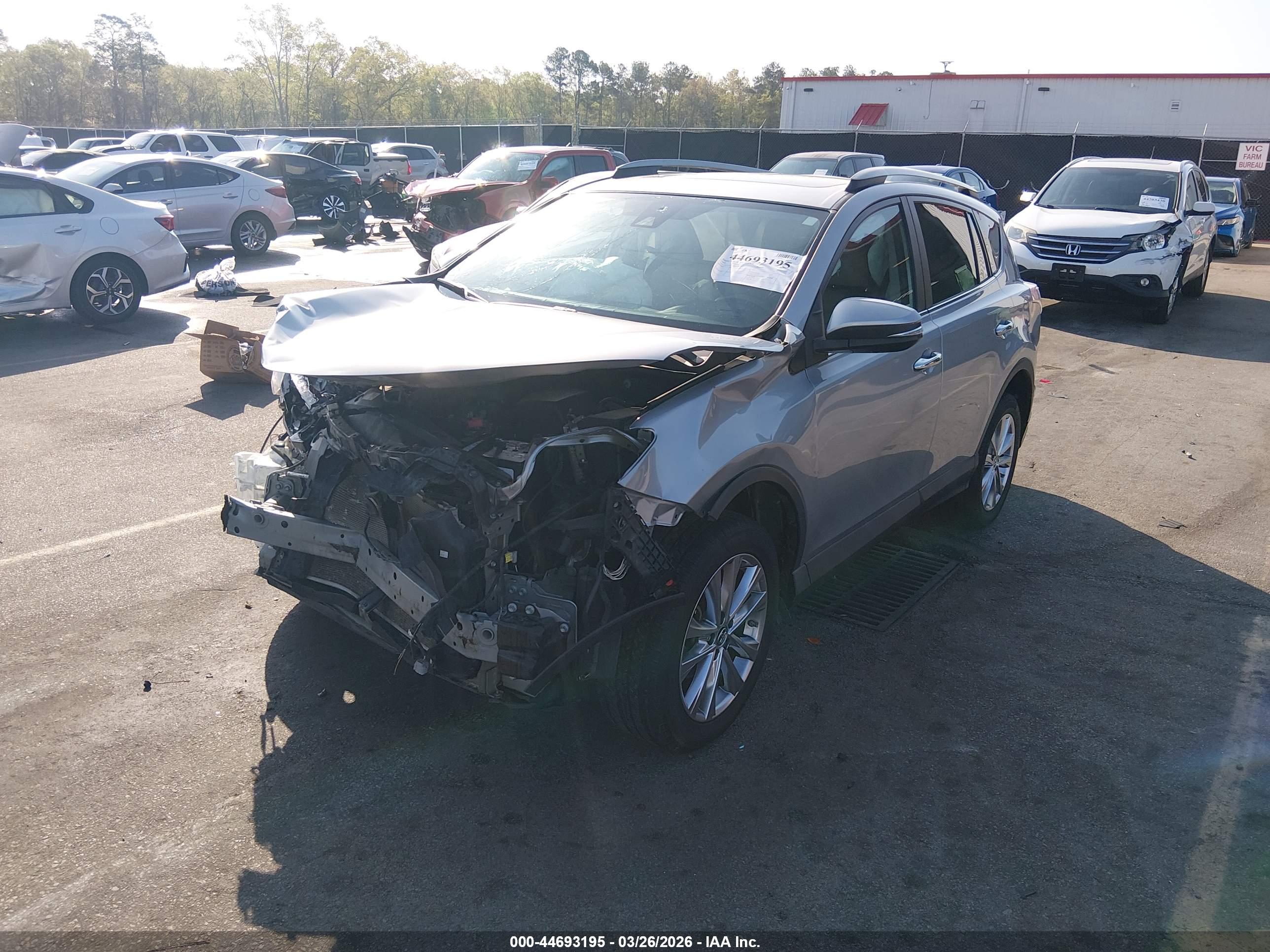 TOYOTA RAV4 image 2