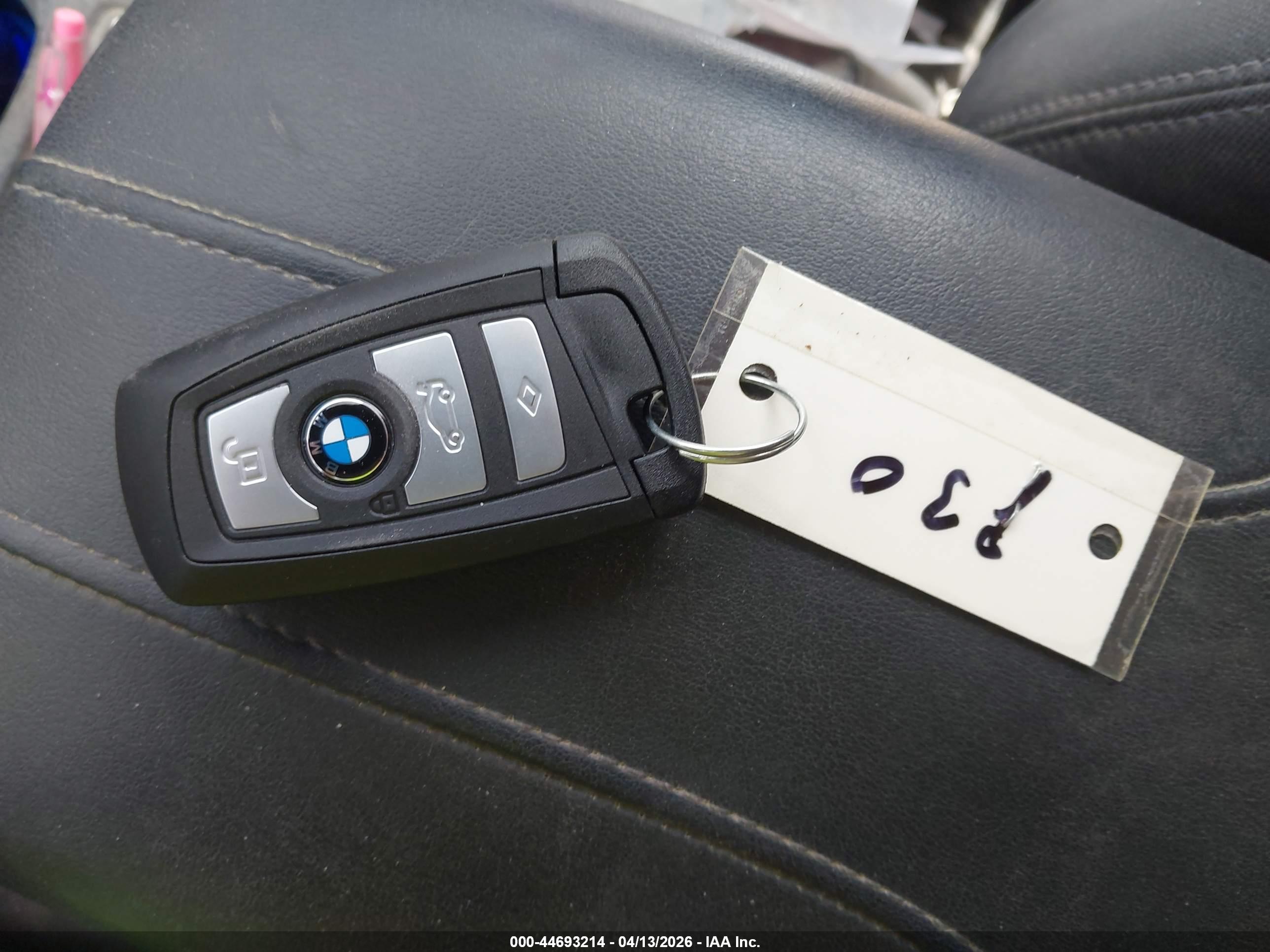 BMW 550I image 11