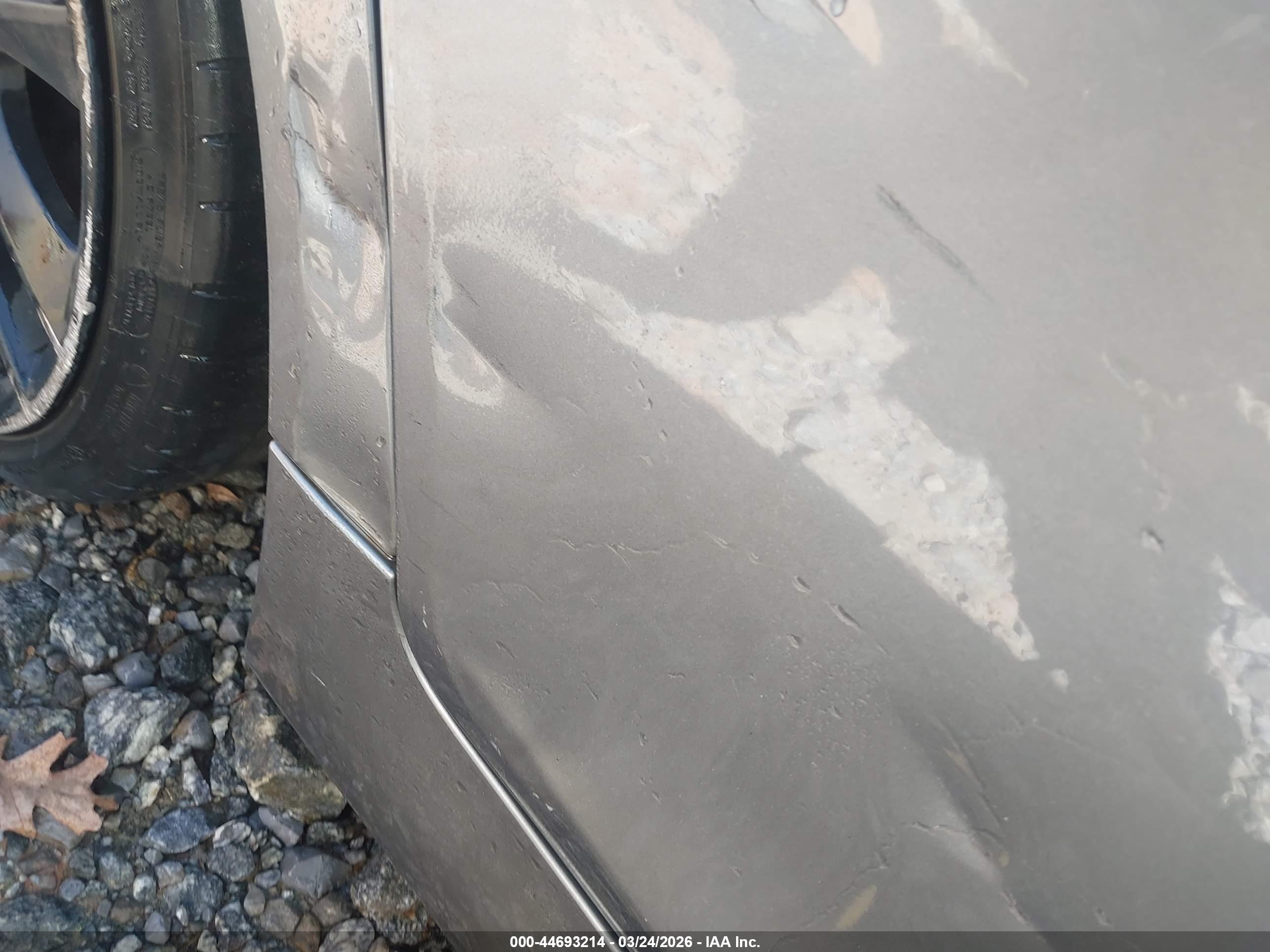 BMW 550I image 6